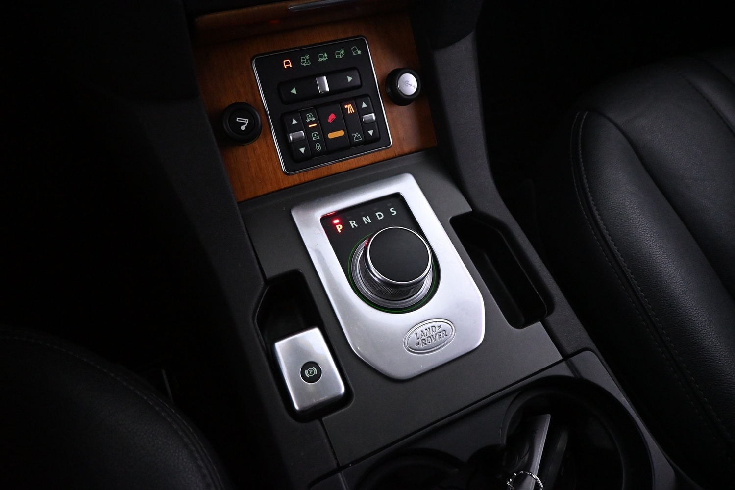 Land Rover Discovery vaihtoauto