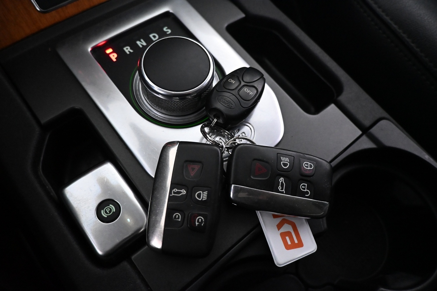 Land Rover Discovery vaihtoauto