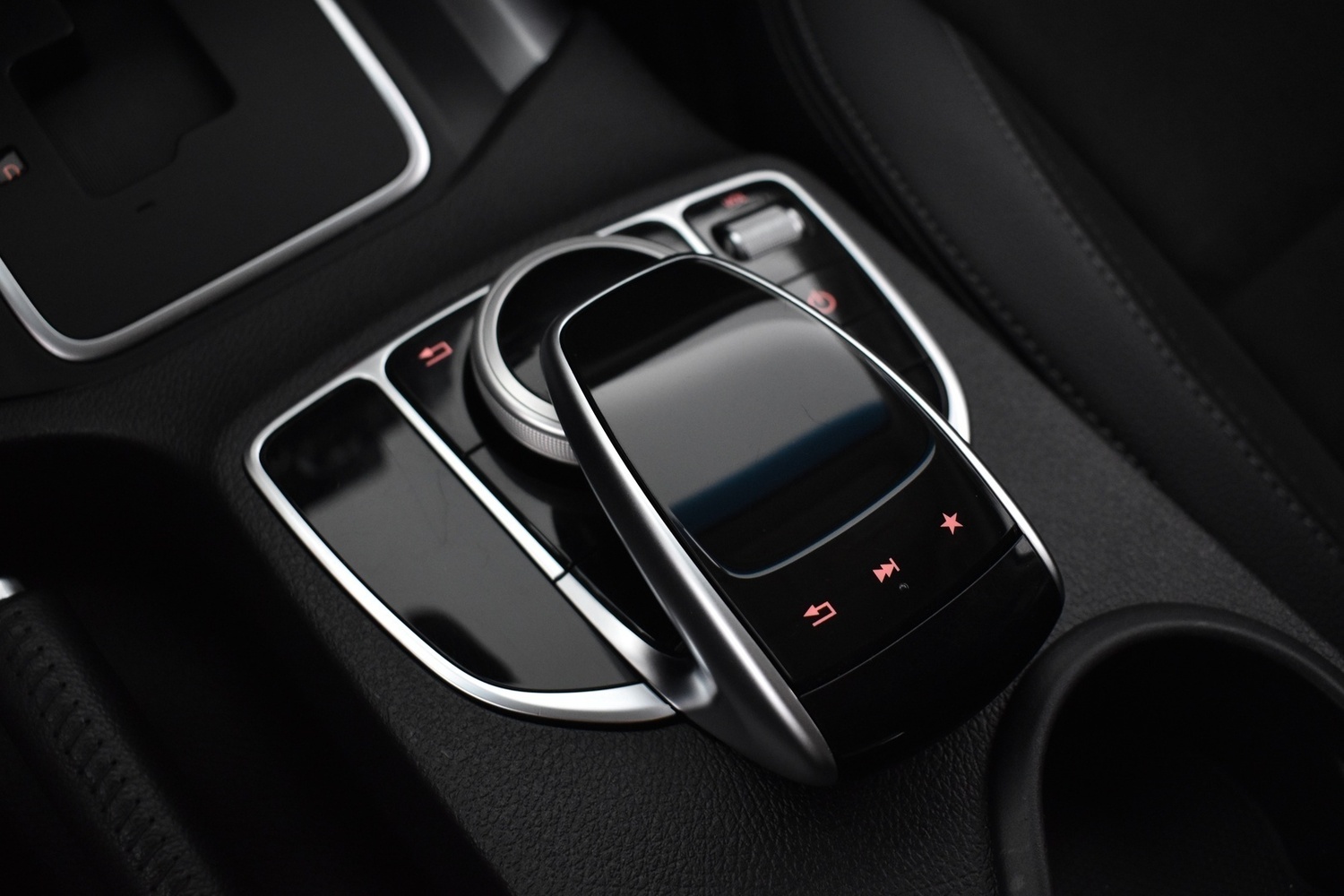 Mercedes-Benz X vaihtoauto