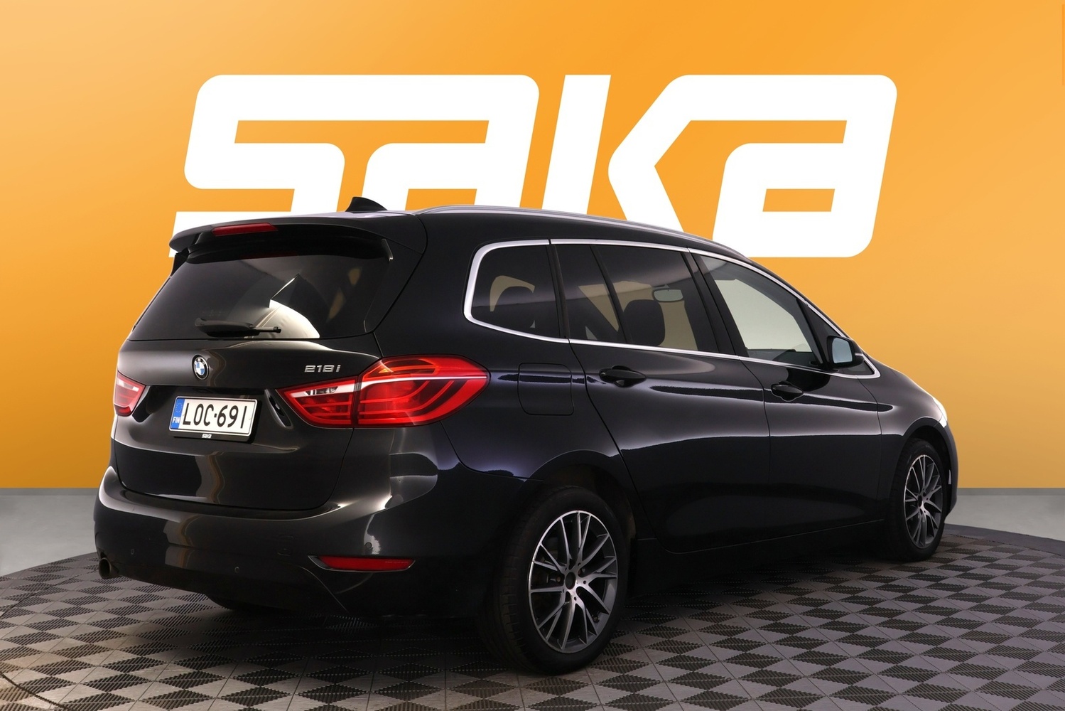 BMW 218 vaihtoauto