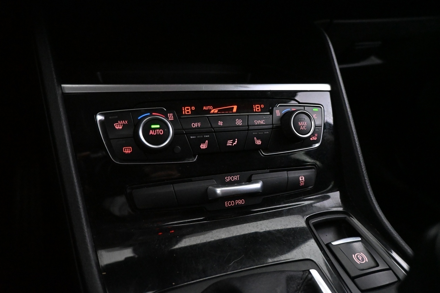 BMW 218 vaihtoauto