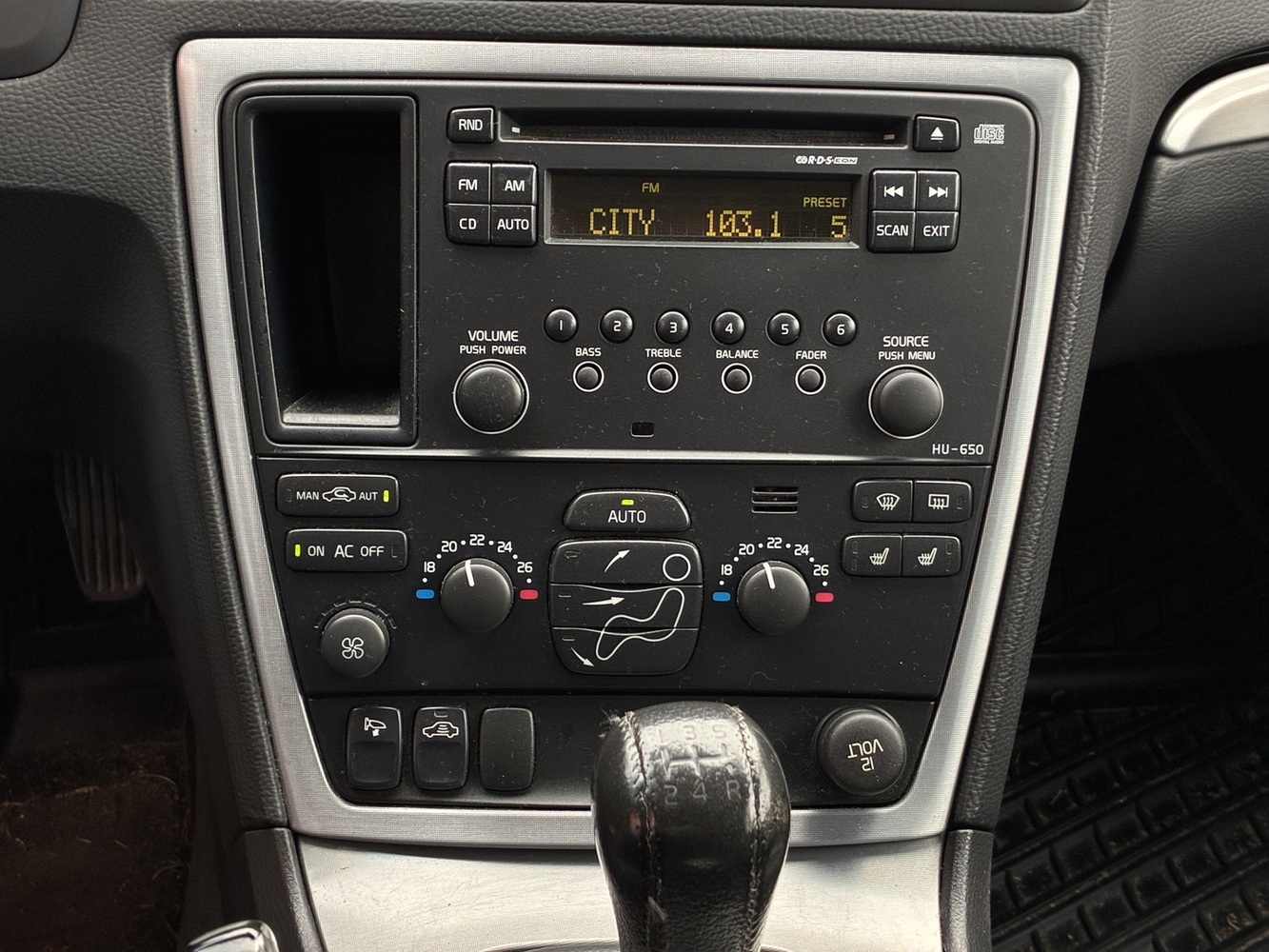 Volvo V70 vaihtoauto