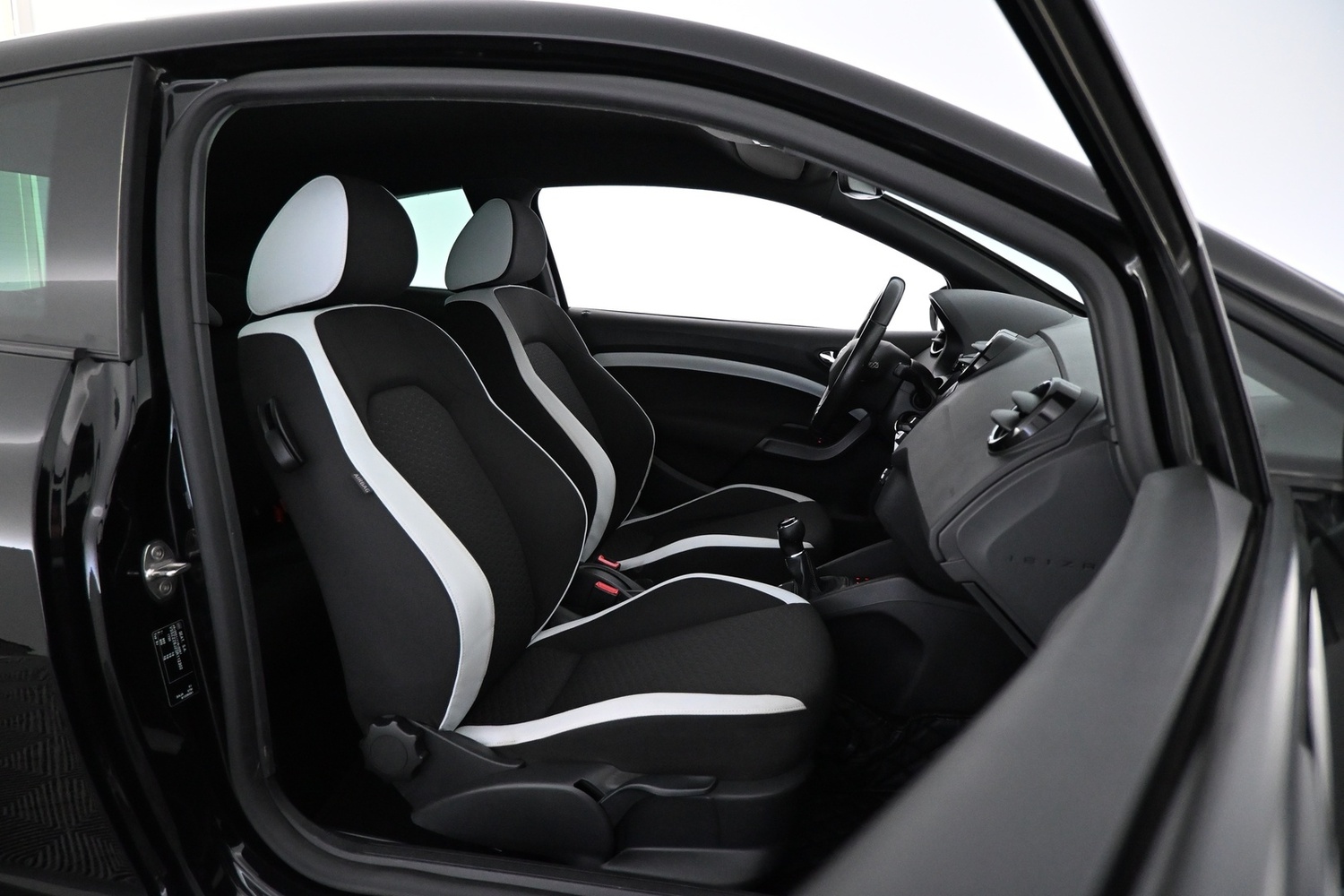SEAT Ibiza vaihtoauto