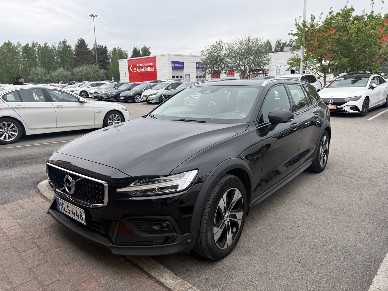 Volvo V60 Cross Country vaihtoauto