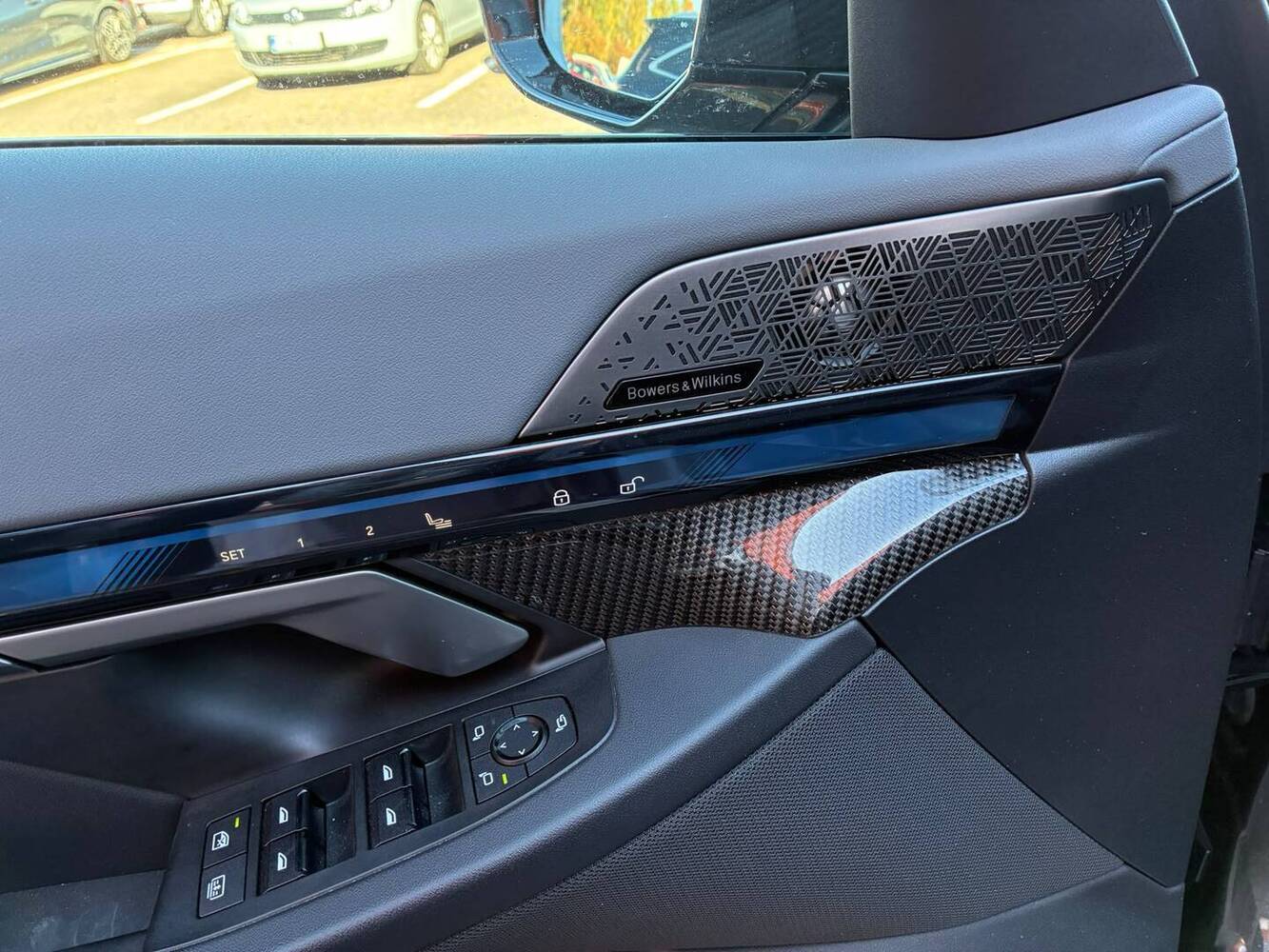 BMW i5 M60 vaihtoauto