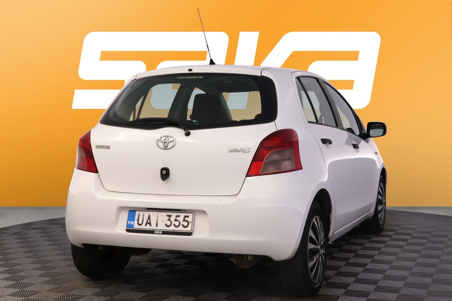 Toyota Yaris vaihtoauto