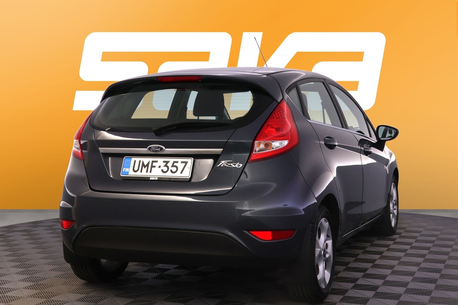 Ford Fiesta vaihtoauto