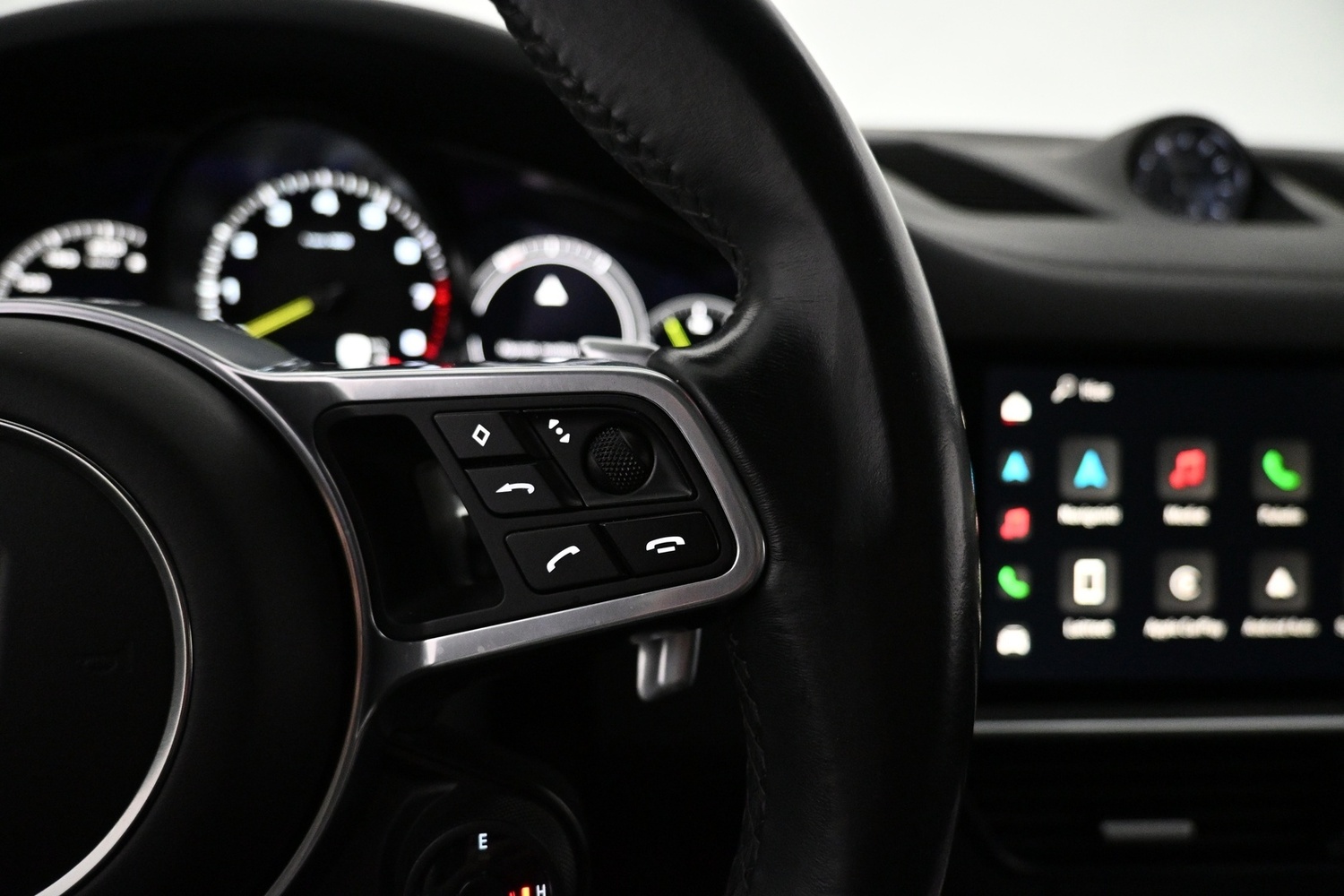 Porsche Cayenne vaihtoauto