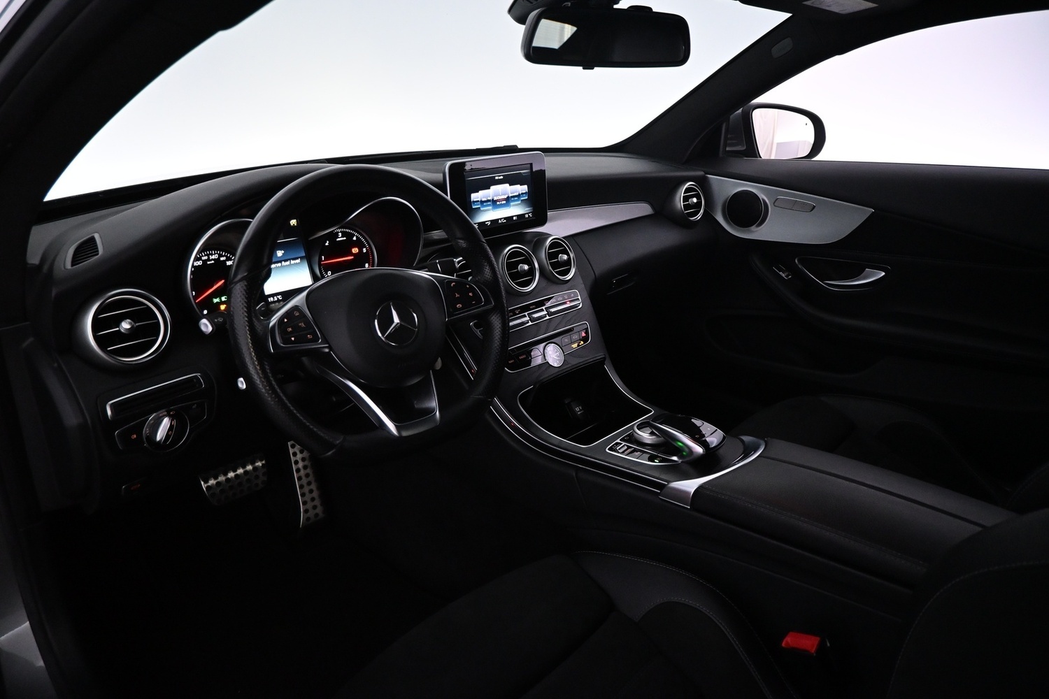 Mercedes-Benz C vaihtoauto
