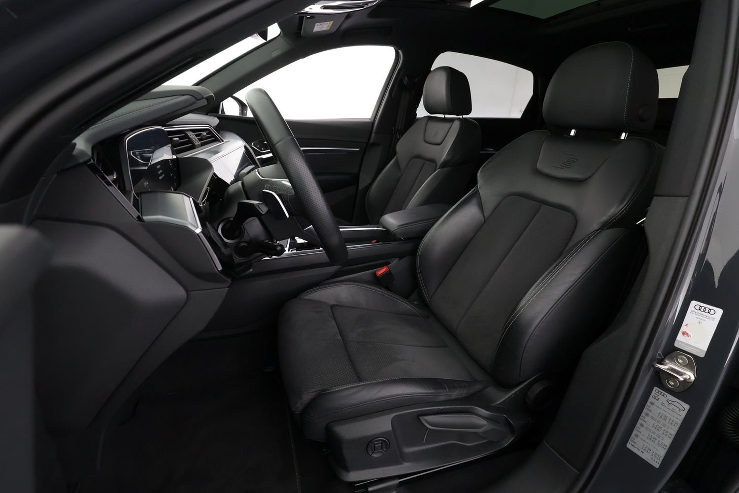 Audi Q8 e-tron vaihtoauto
