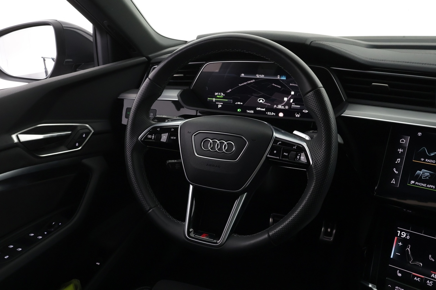 Audi Q8 e-tron vaihtoauto