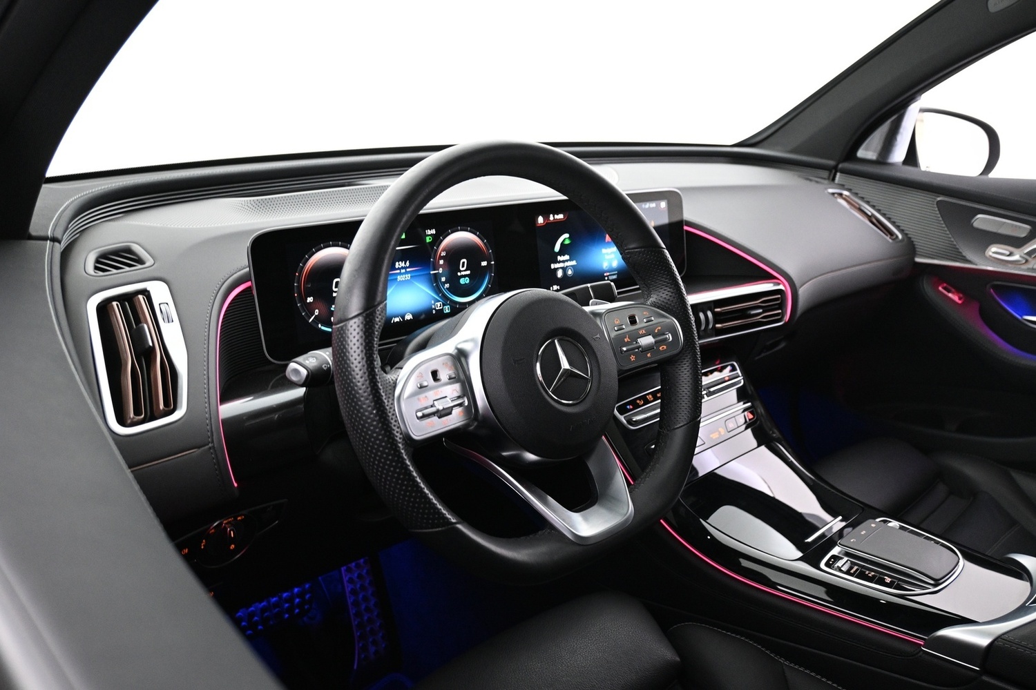 Mercedes-Benz EQC vaihtoauto