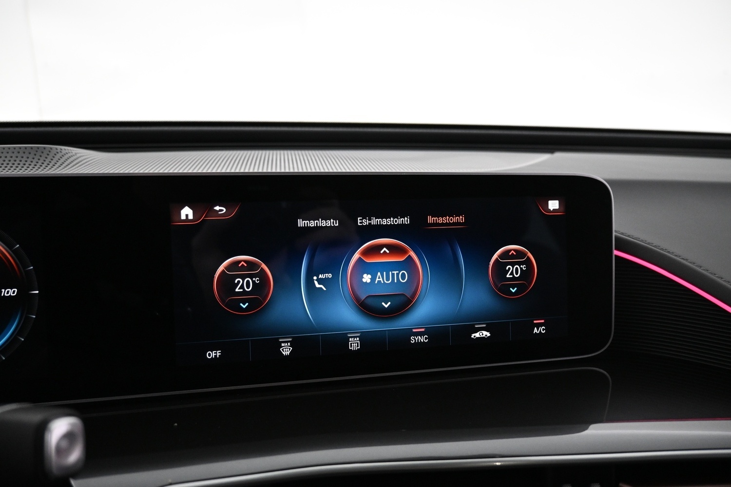 Mercedes-Benz EQC vaihtoauto