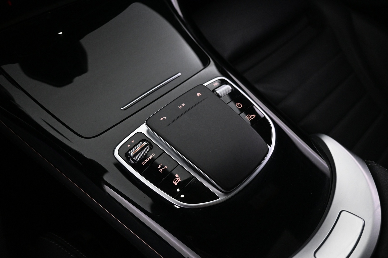 Mercedes-Benz EQC vaihtoauto