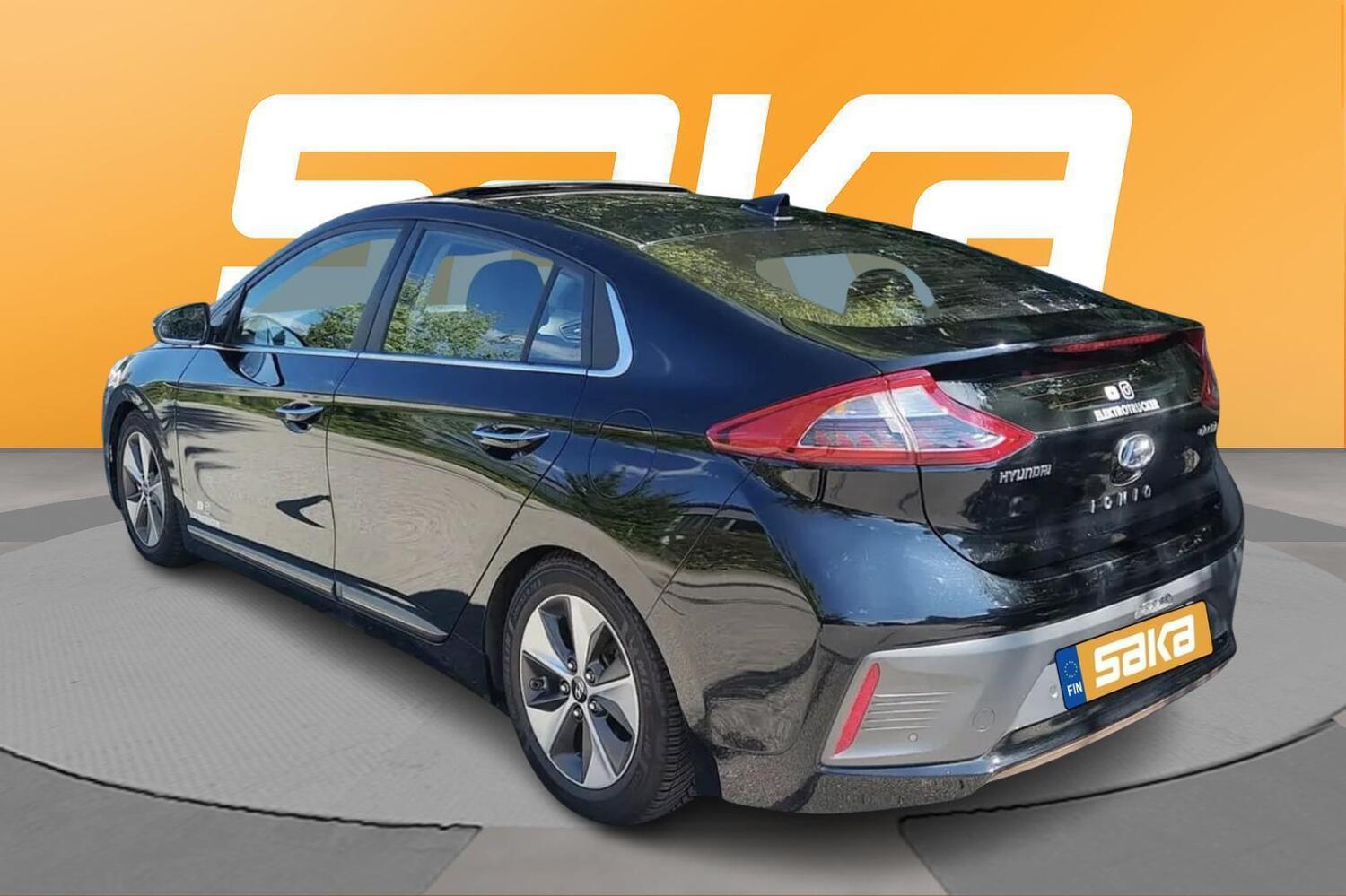 Hyundai IONIQ electric vaihtoauto