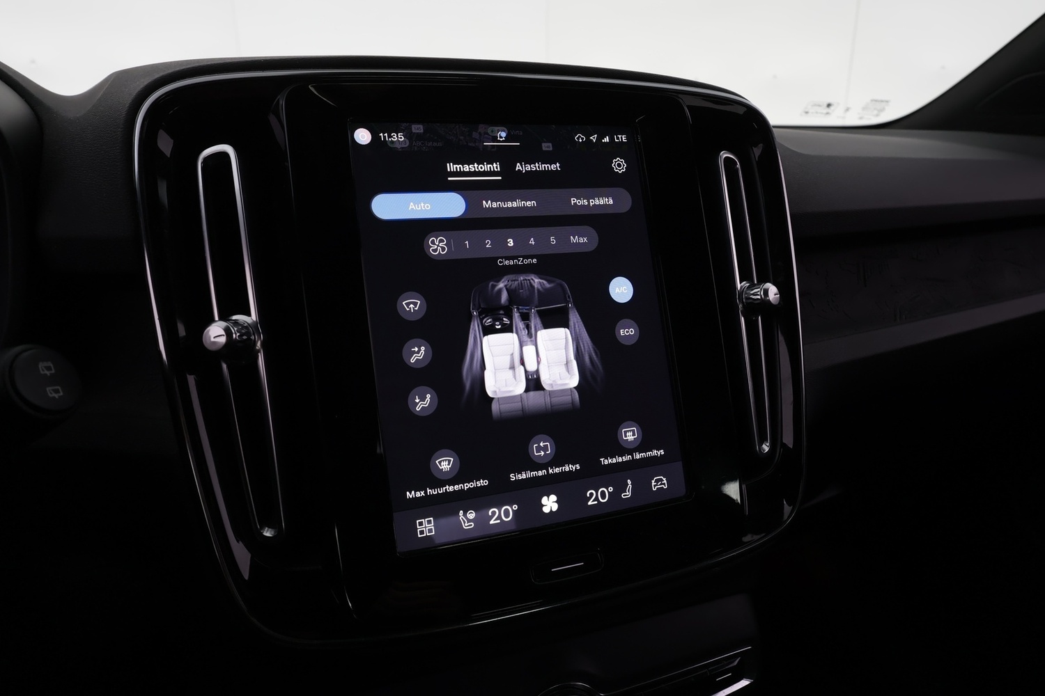 Volvo XC40 vaihtoauto