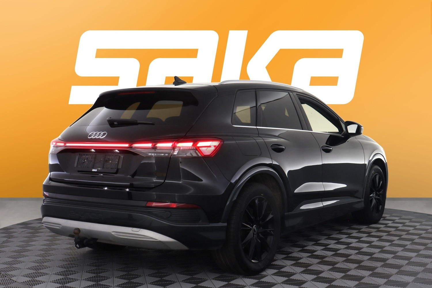 Audi Q4 e-tron vaihtoauto