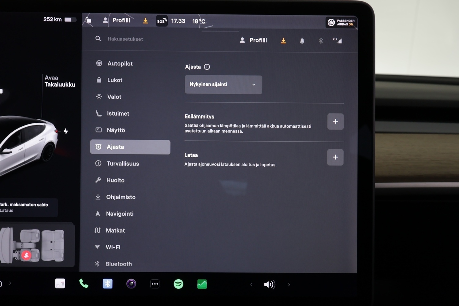 Tesla Model 3 vaihtoauto