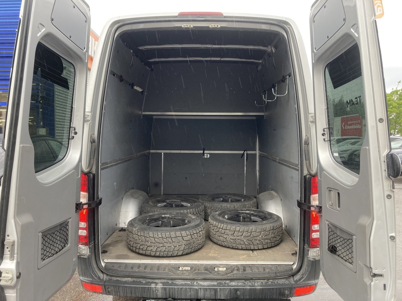 Mercedes-Benz Sprinter vaihtoauto