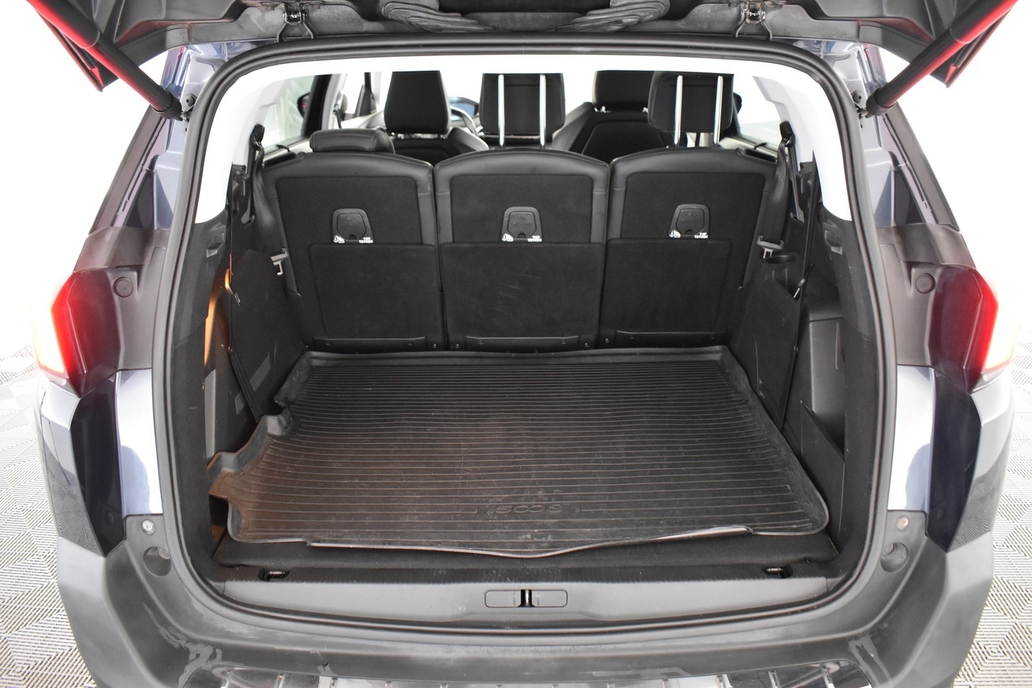 Peugeot 5008 vaihtoauto