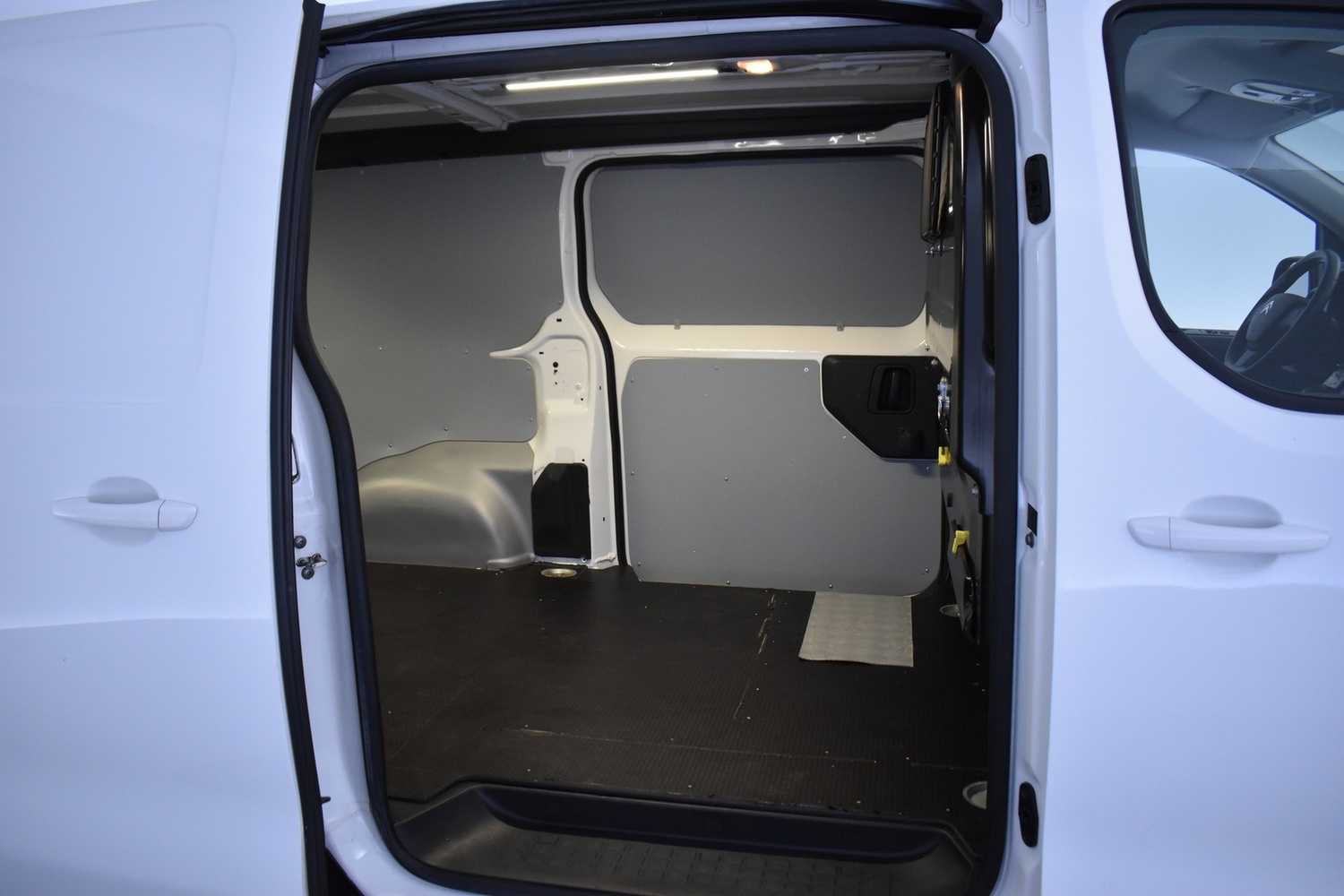 Citroën Jumpy vaihtoauto