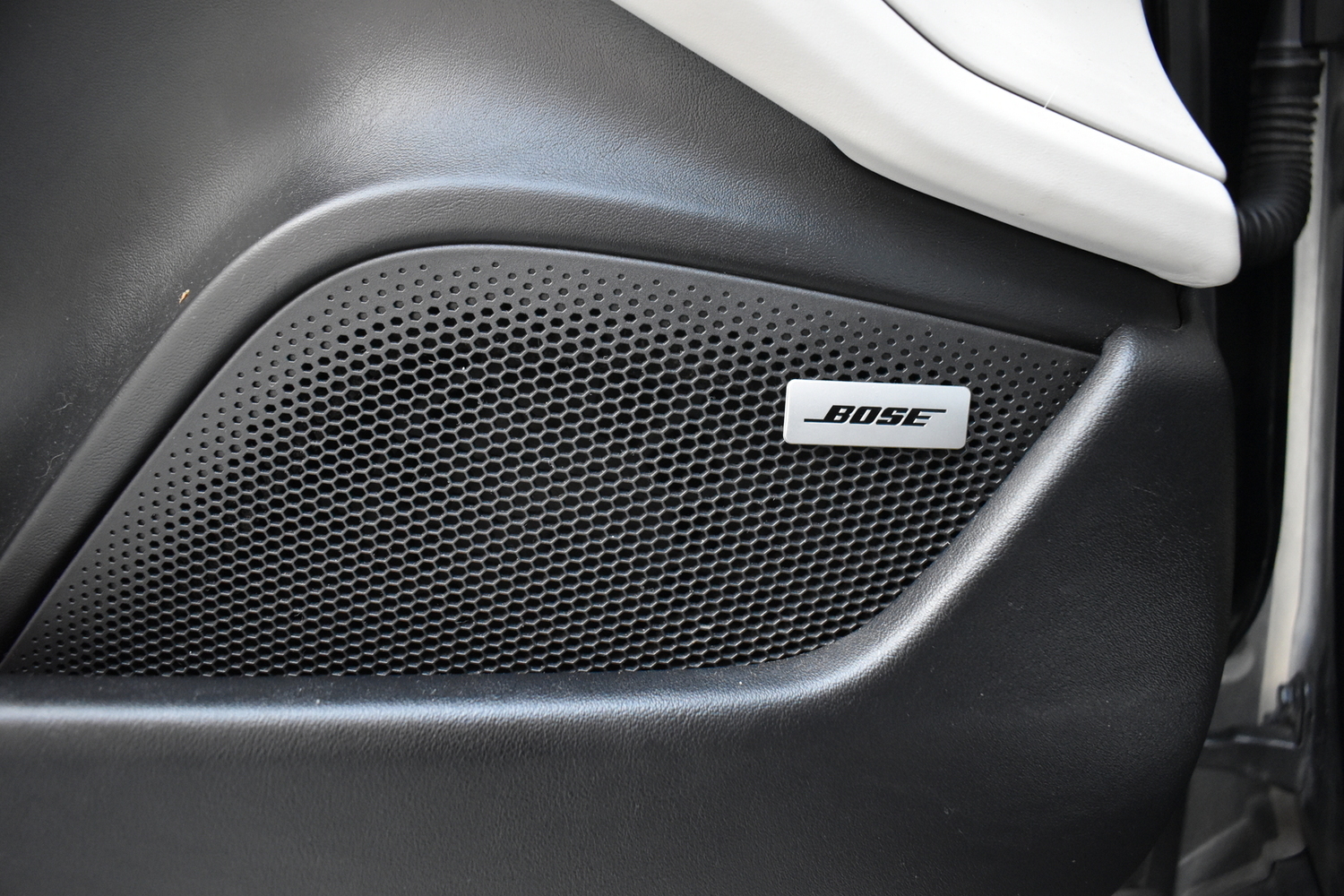 Porsche Taycan vaihtoauto