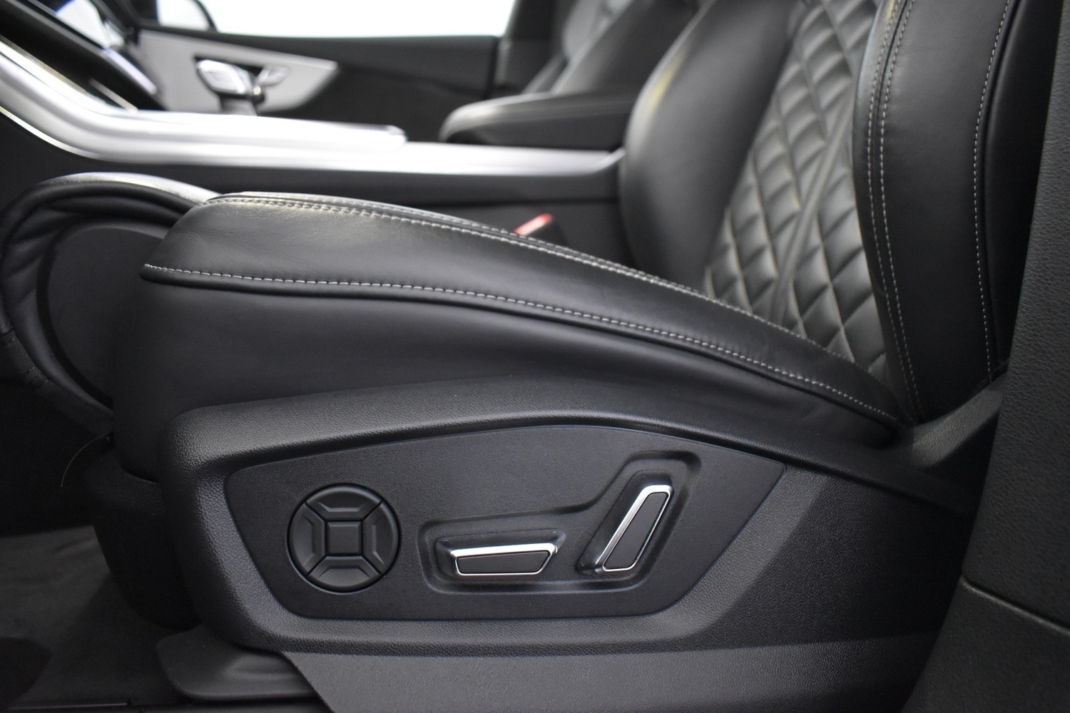 Audi Q8 vaihtoauto