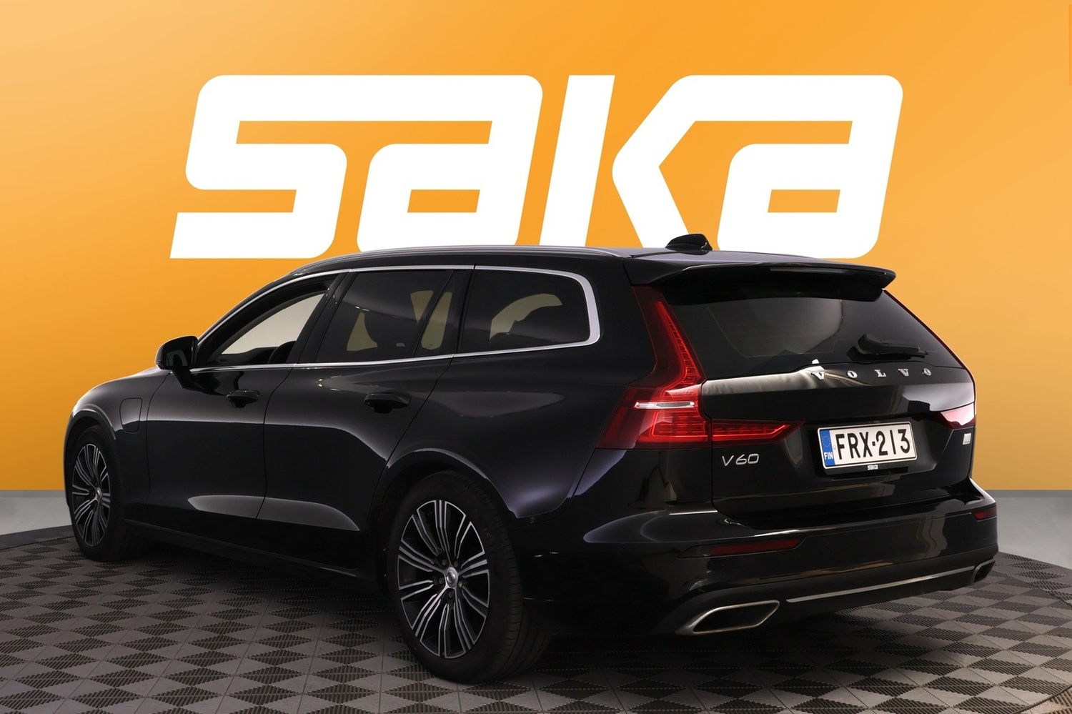 Volvo V60 vaihtoauto