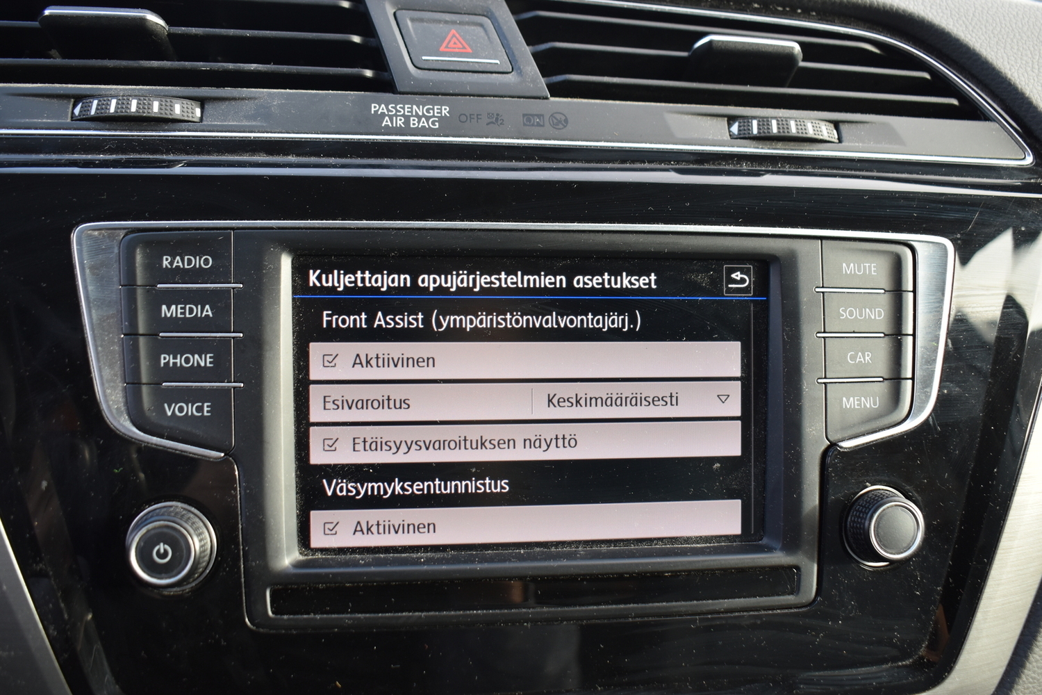 Volkswagen Touran vaihtoauto