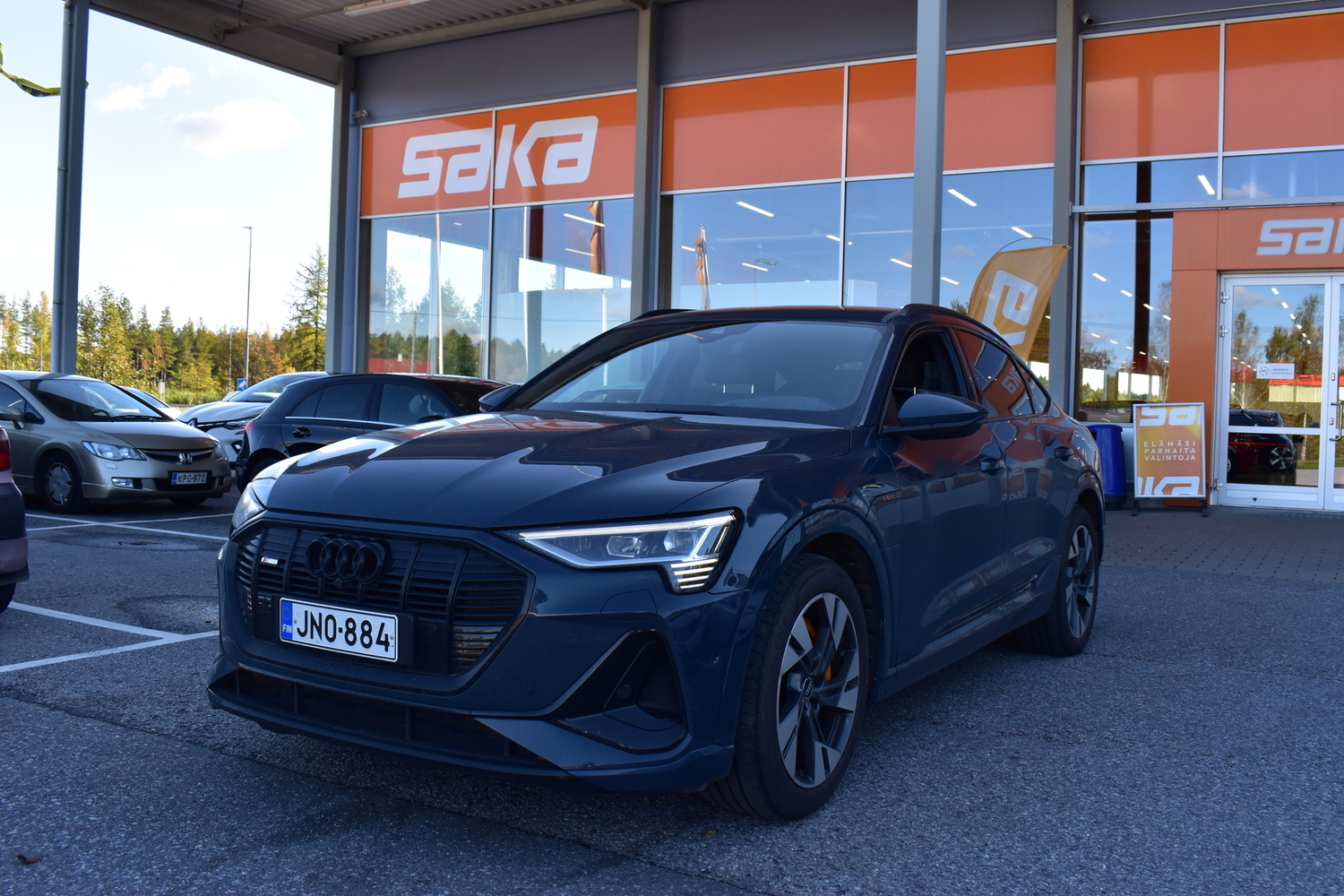 Audi e-tron vaihtoauto