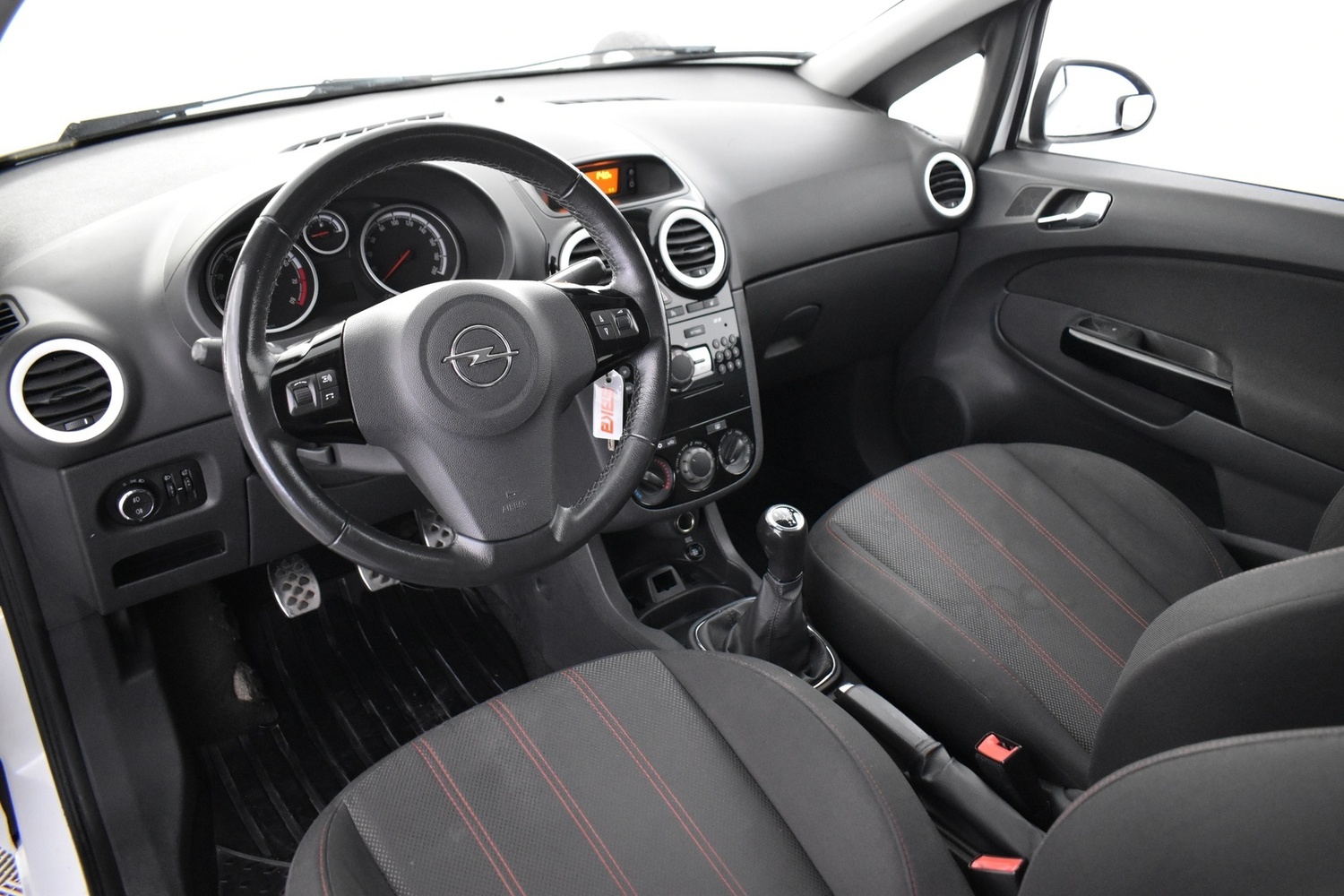 Opel Corsa vaihtoauto