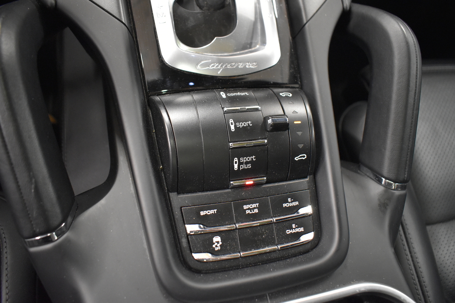 Porsche Cayenne vaihtoauto