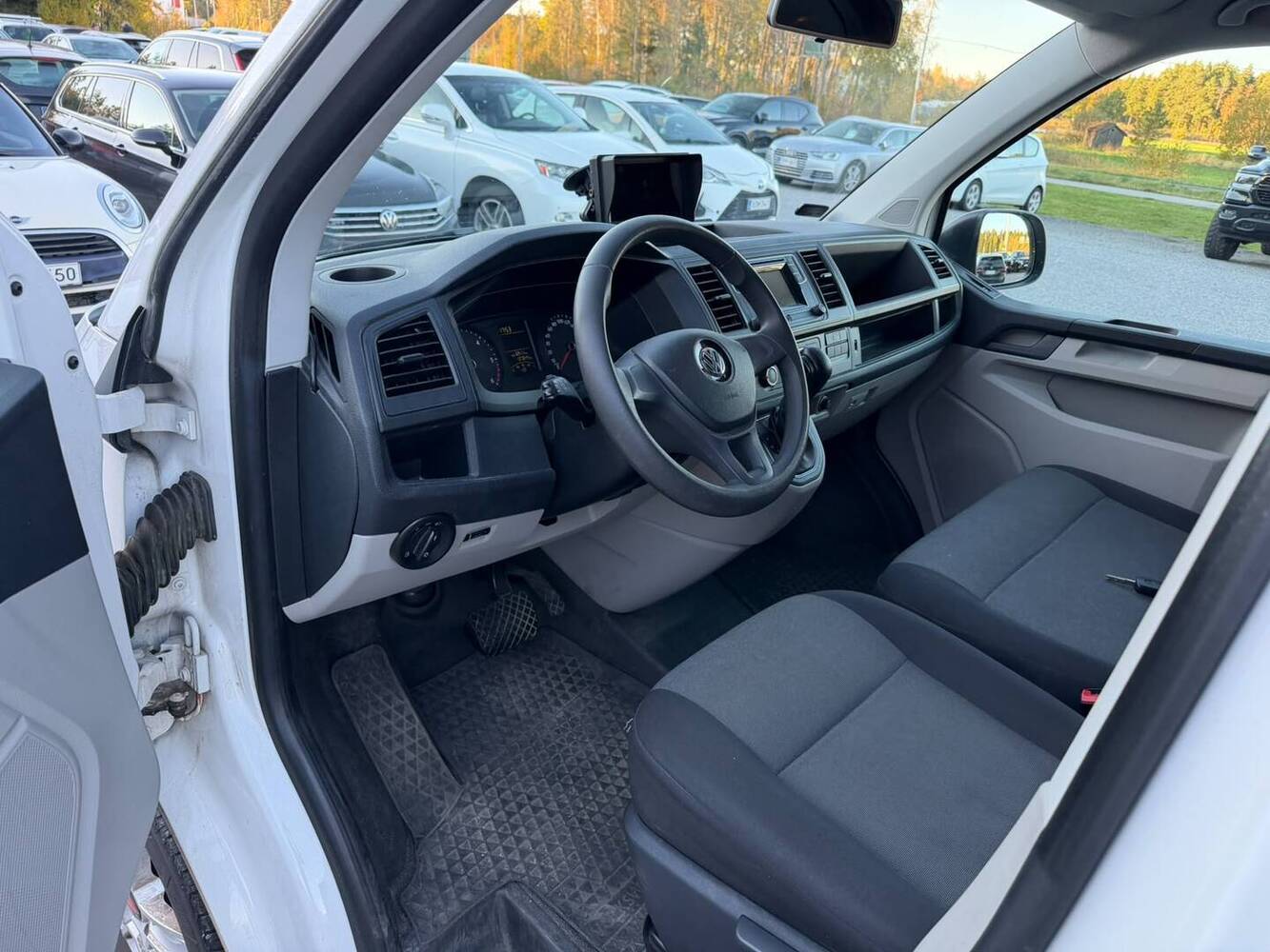 Volkswagen Transporter vaihtoauto