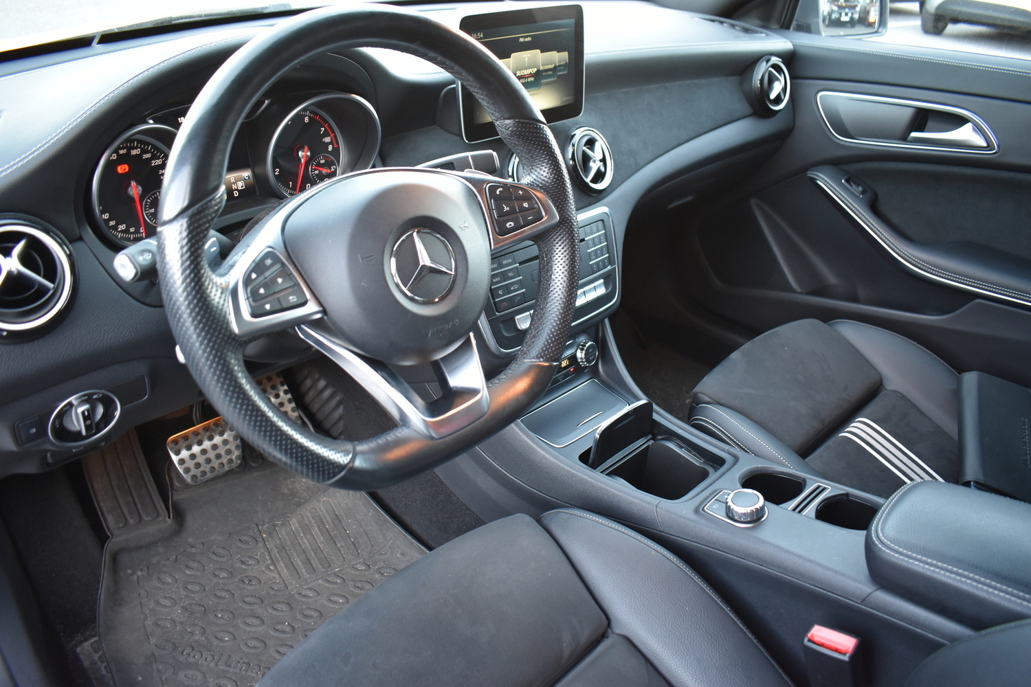 Mercedes-Benz CLA-sarja vaihtoauto