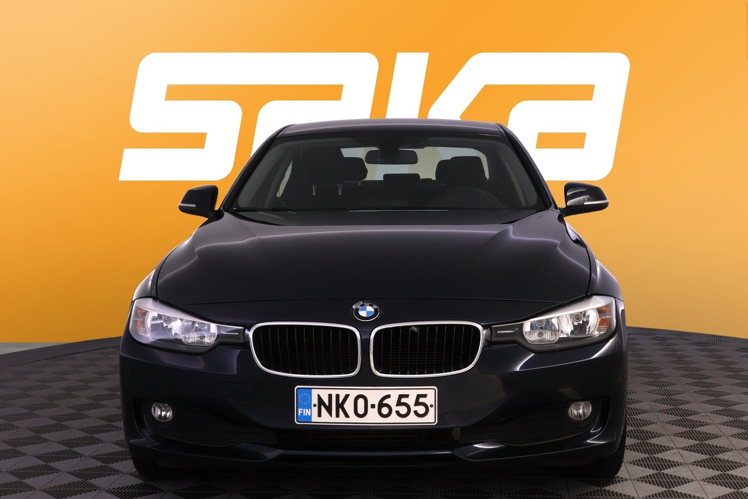 BMW 320 vaihtoauto