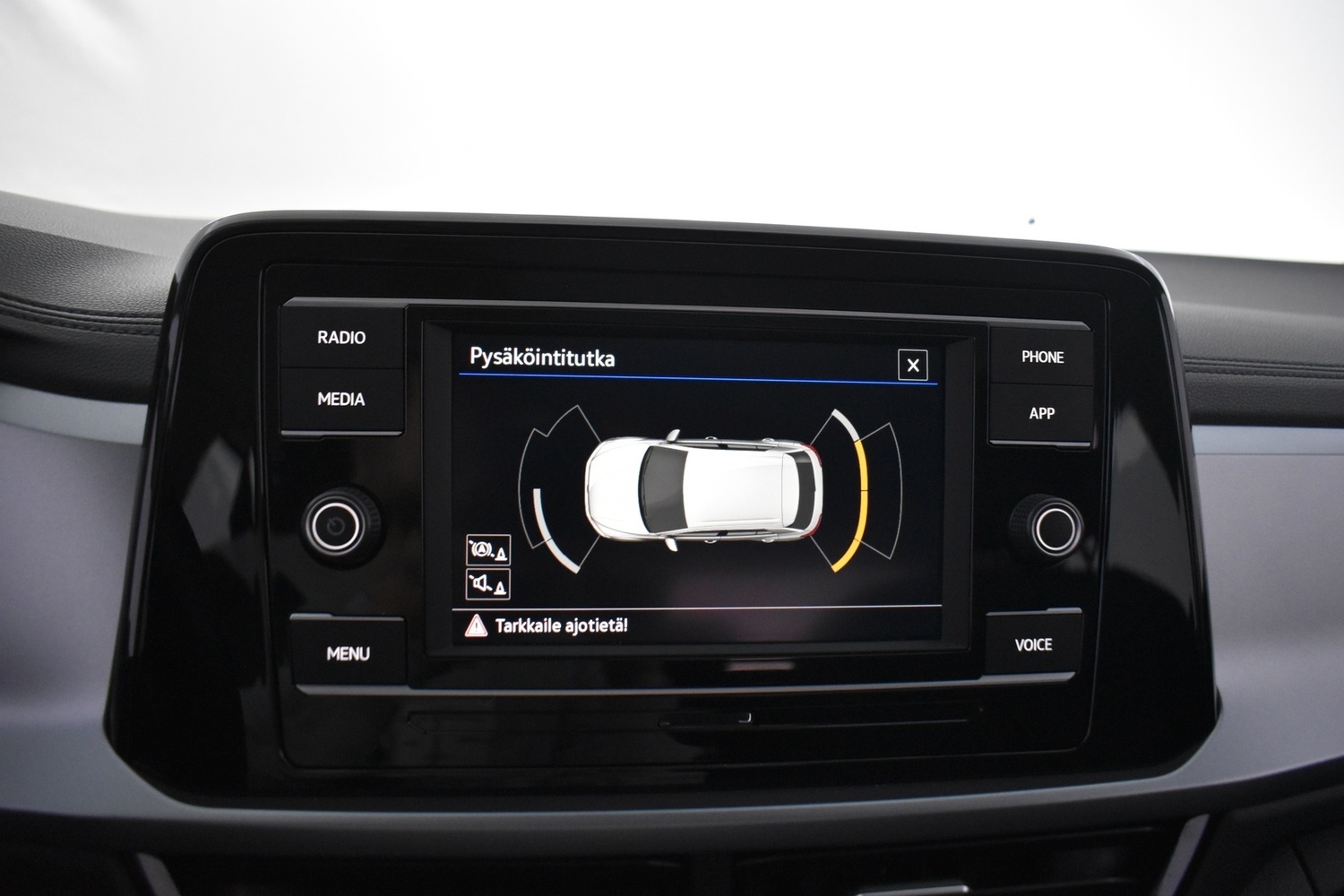 Volkswagen T-Roc vaihtoauto
