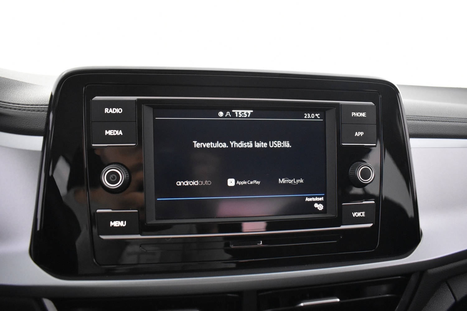 Volkswagen T-Roc vaihtoauto