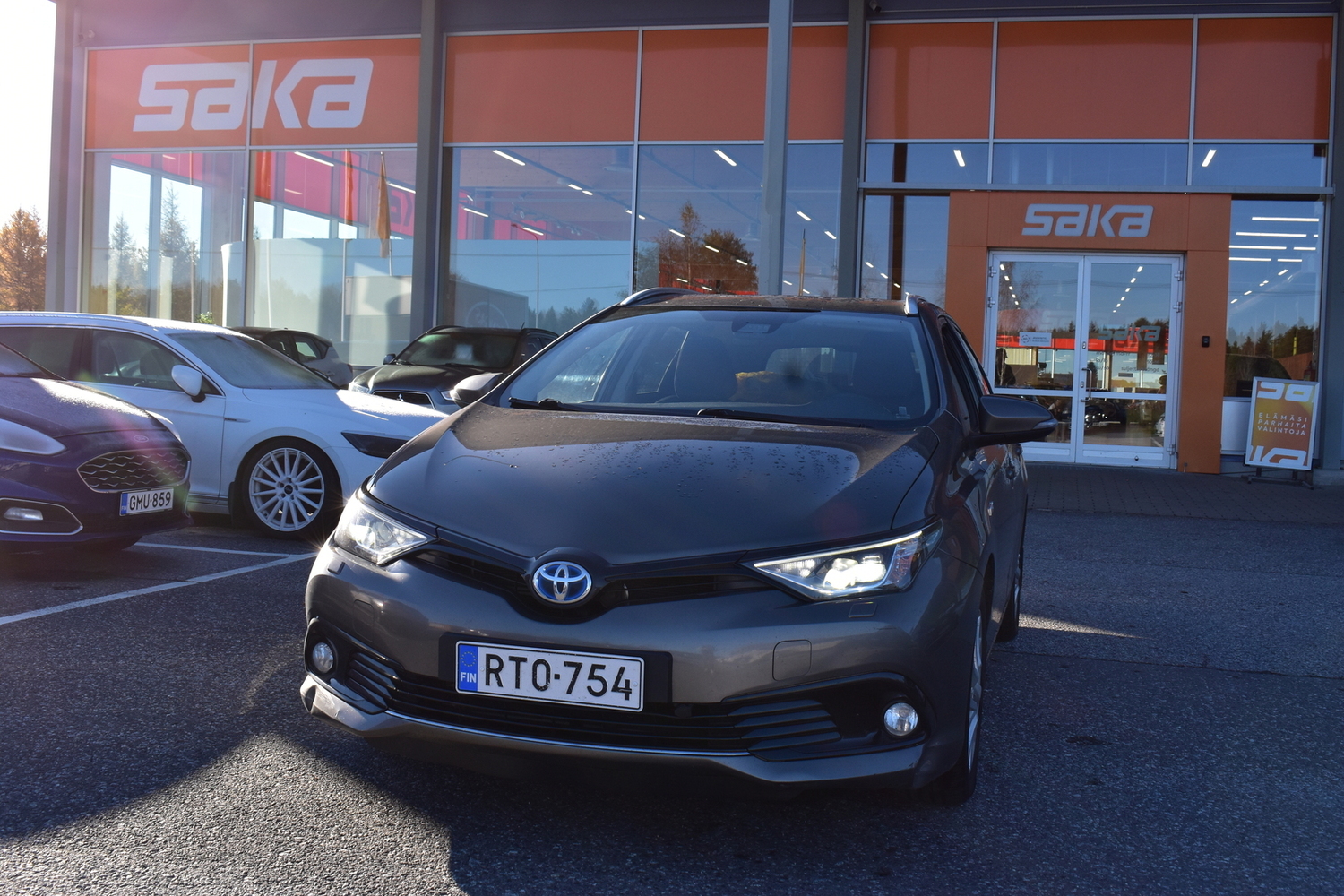 Toyota Auris vaihtoauto