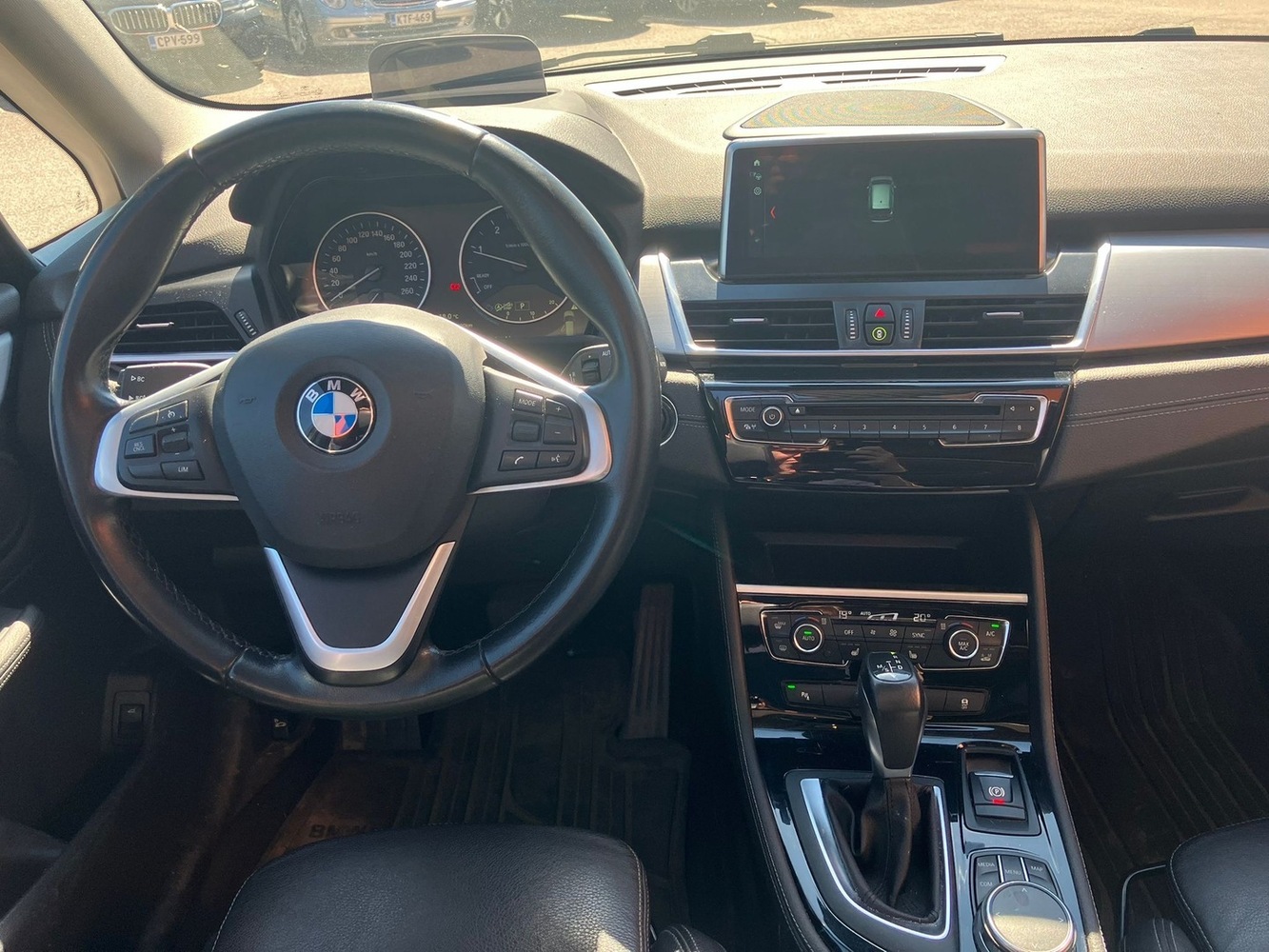 BMW 218 vaihtoauto