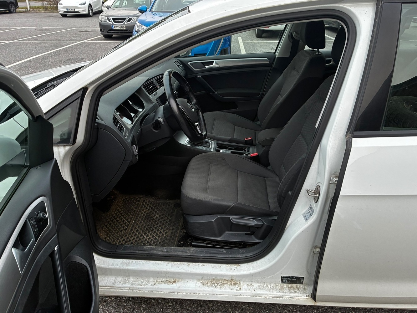 Volkswagen Golf vaihtoauto