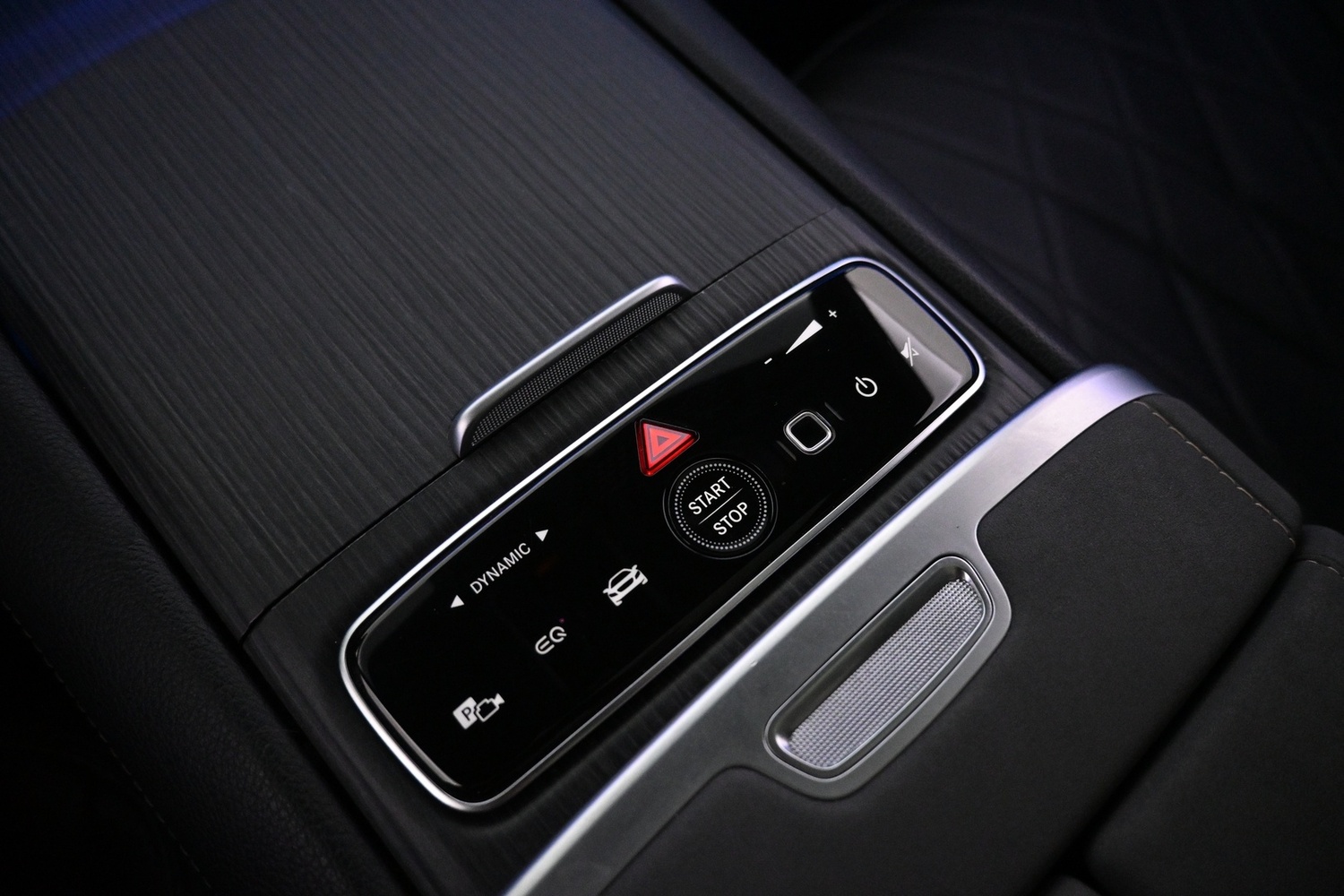 Mercedes-Benz EQS vaihtoauto