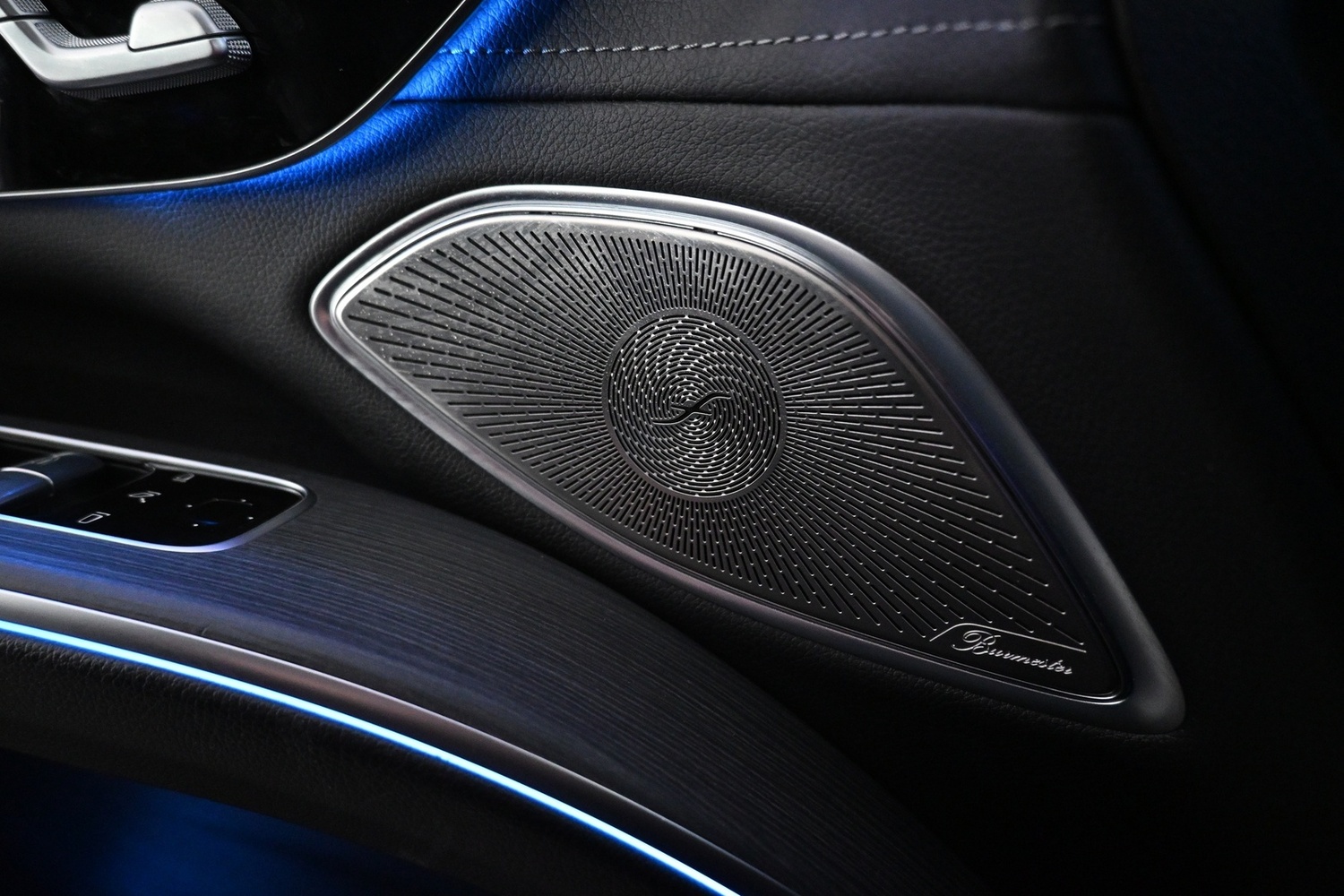 Mercedes-Benz EQS vaihtoauto