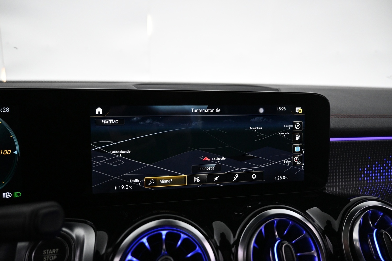 Mercedes-Benz EQB vaihtoauto