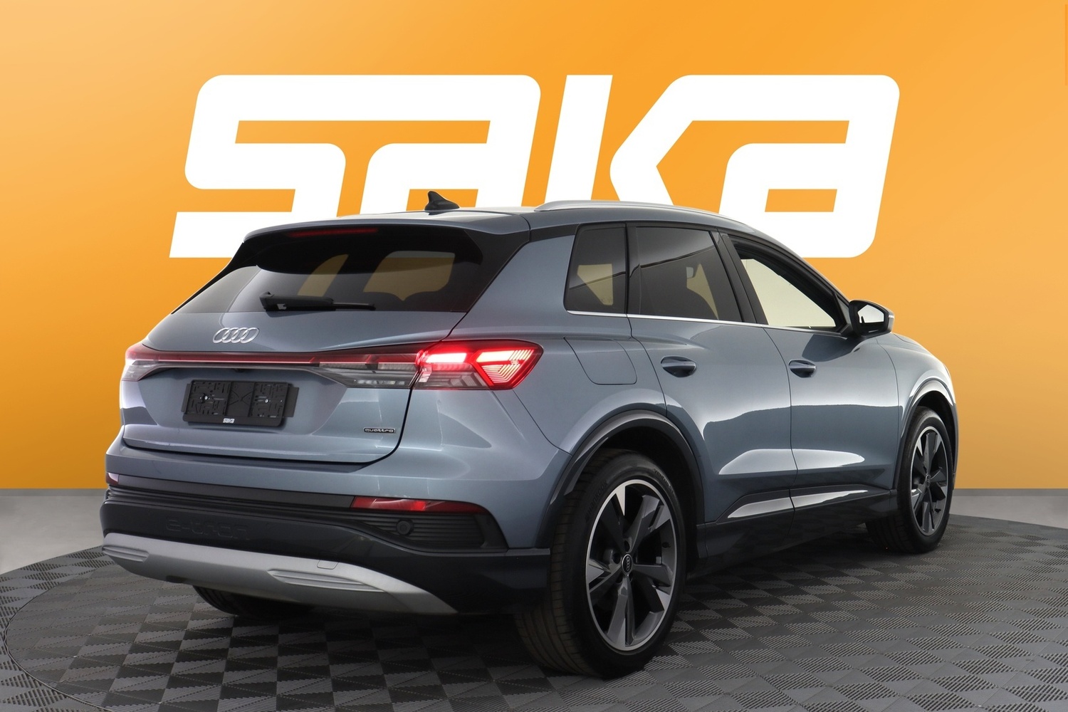 Audi Q4 e-tron vaihtoauto