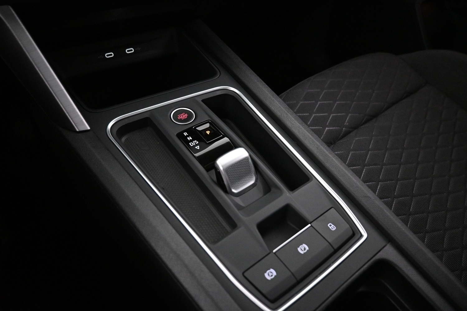 SEAT Leon Sportstourer vaihtoauto