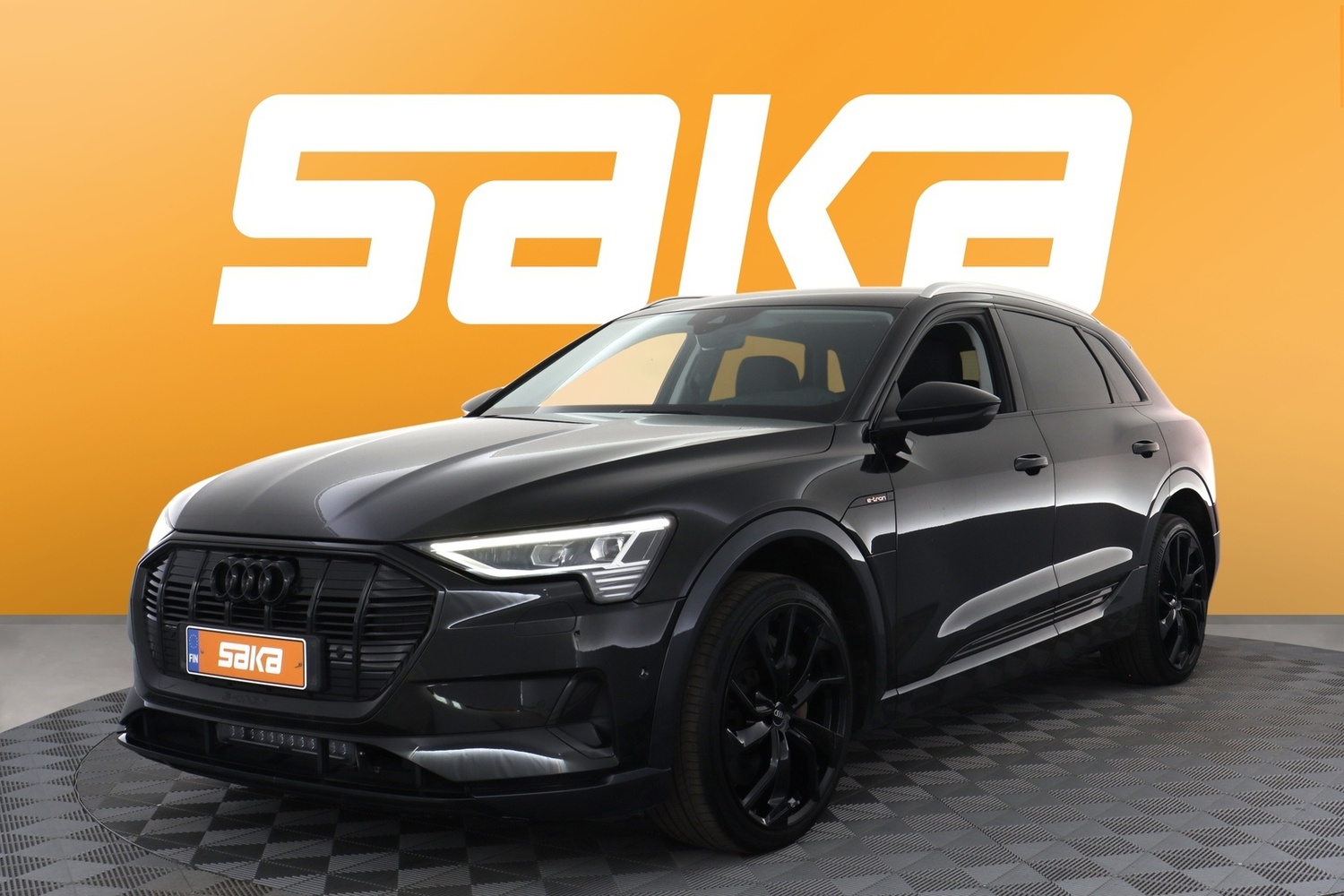 Audi e-tron vaihtoauto
