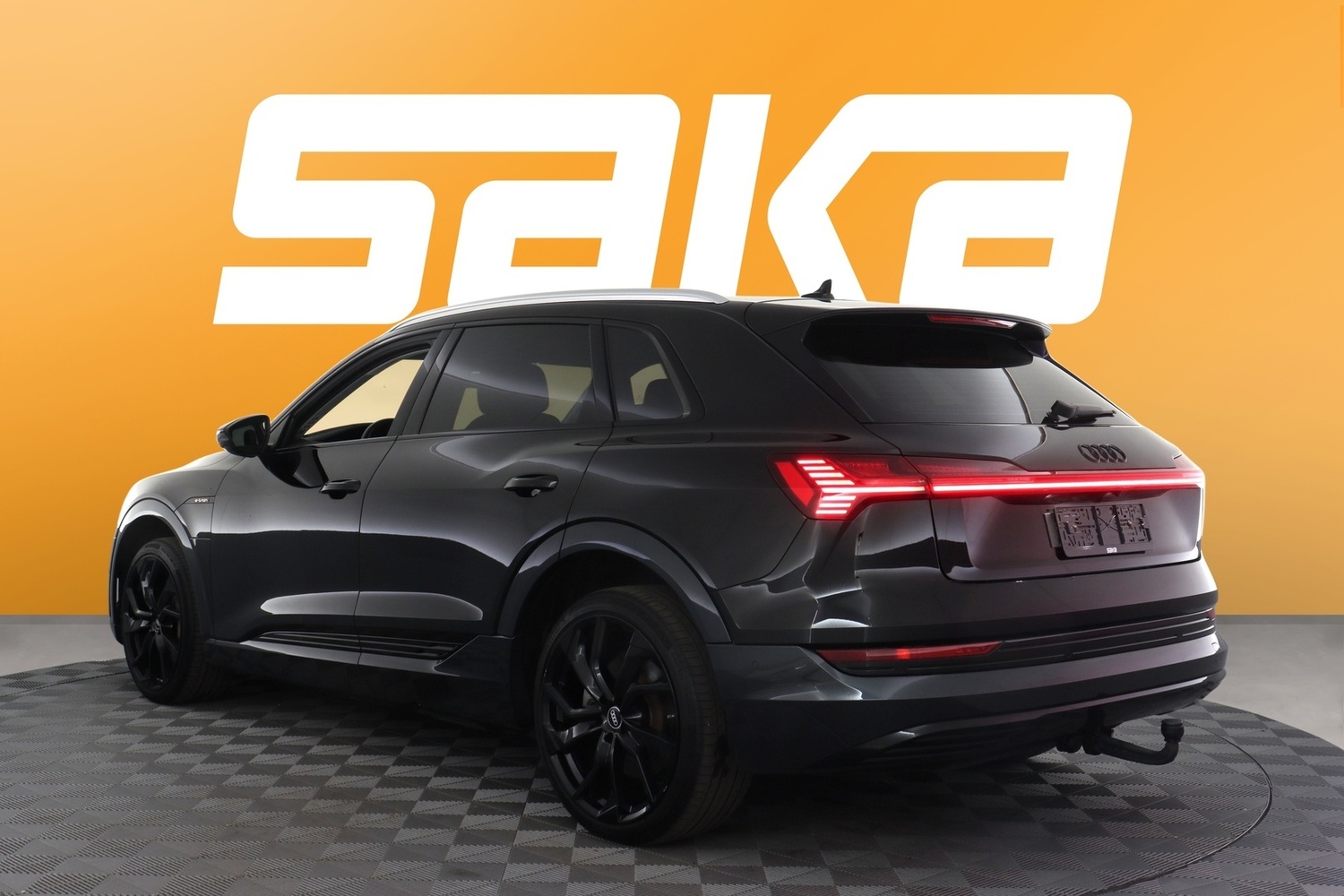Audi e-tron vaihtoauto