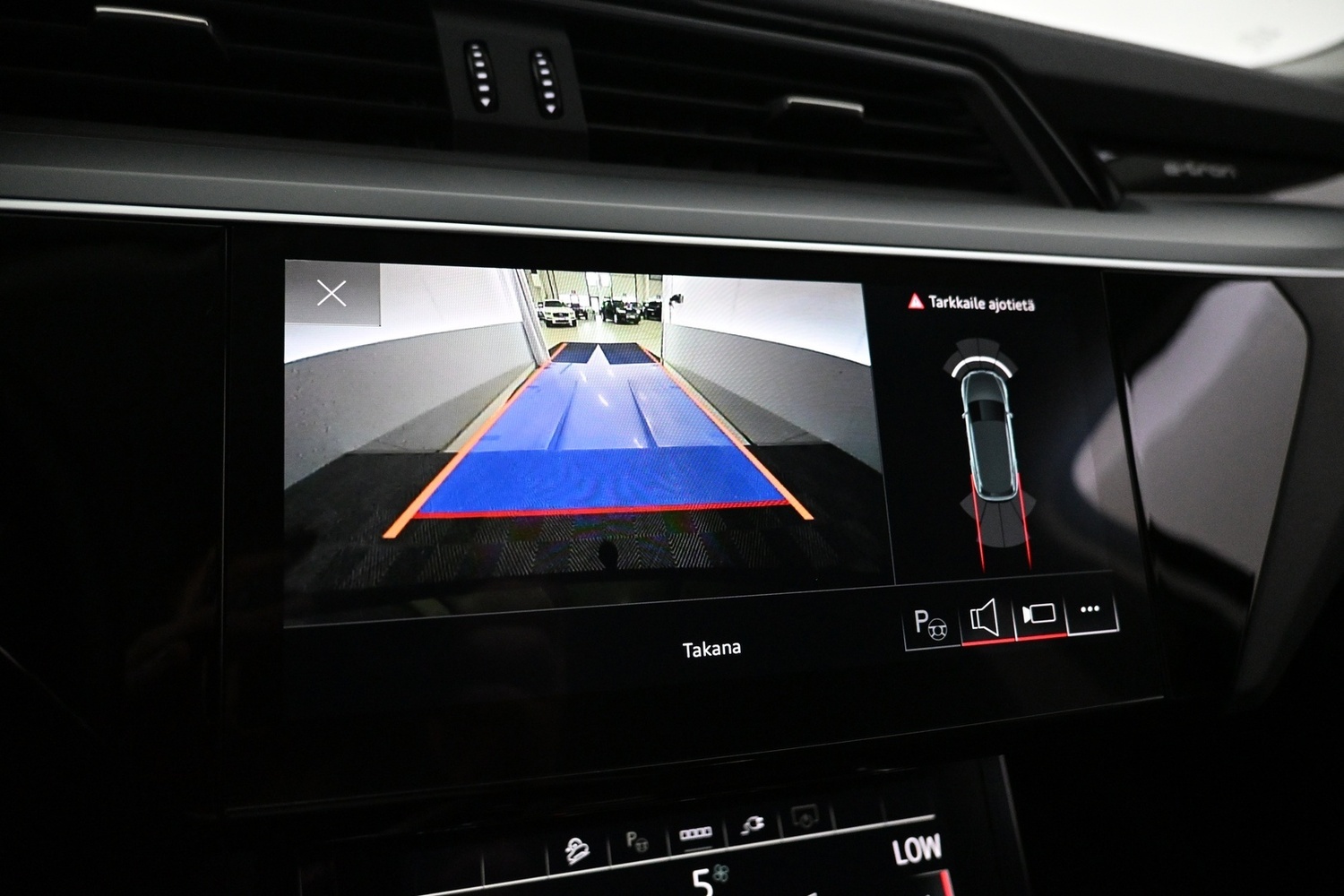 Audi e-tron vaihtoauto