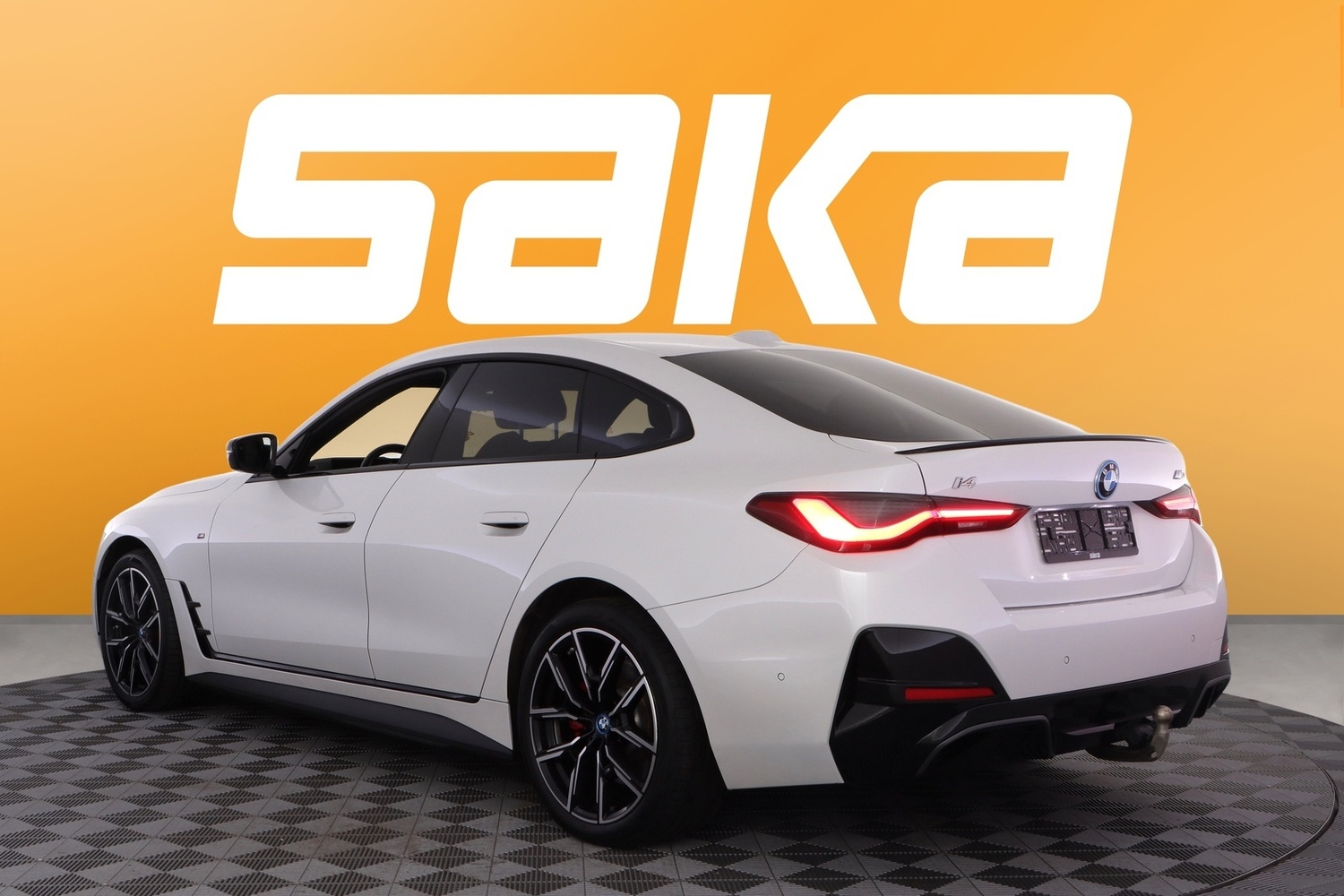 BMW i4 M50 vaihtoauto