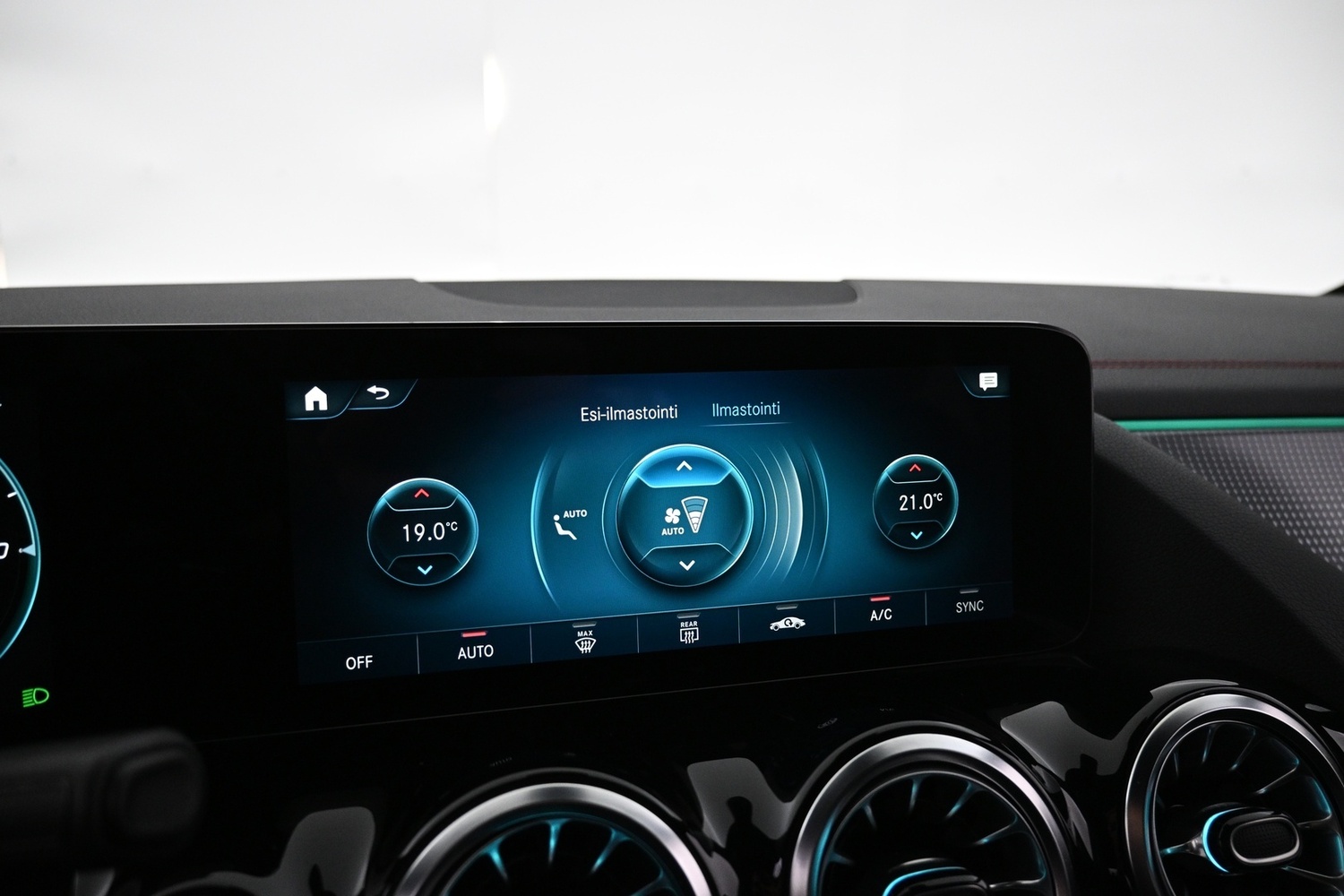 Mercedes-Benz EQA vaihtoauto